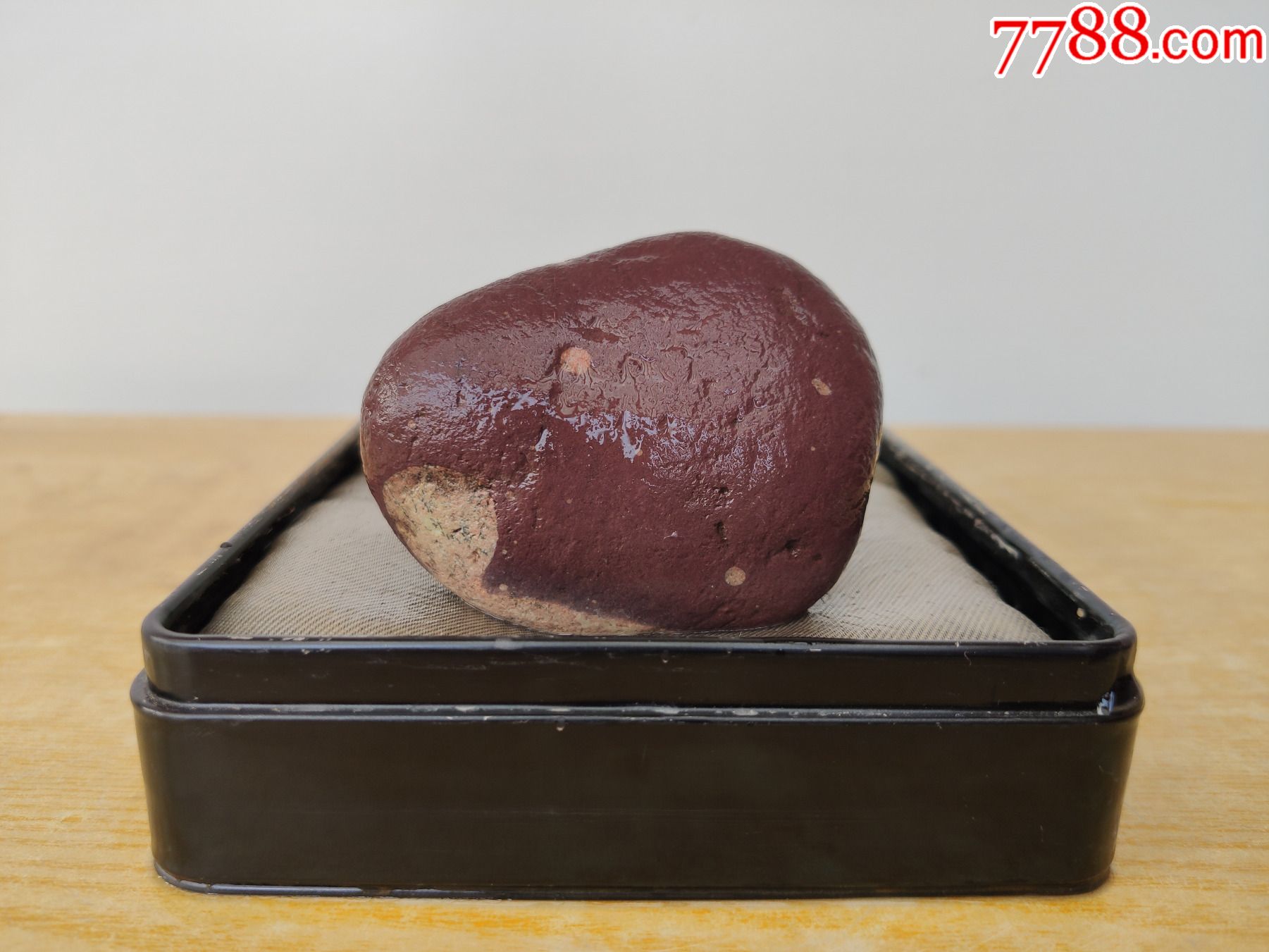 新进洛阳虢州石原石1308很完整的一块小石头