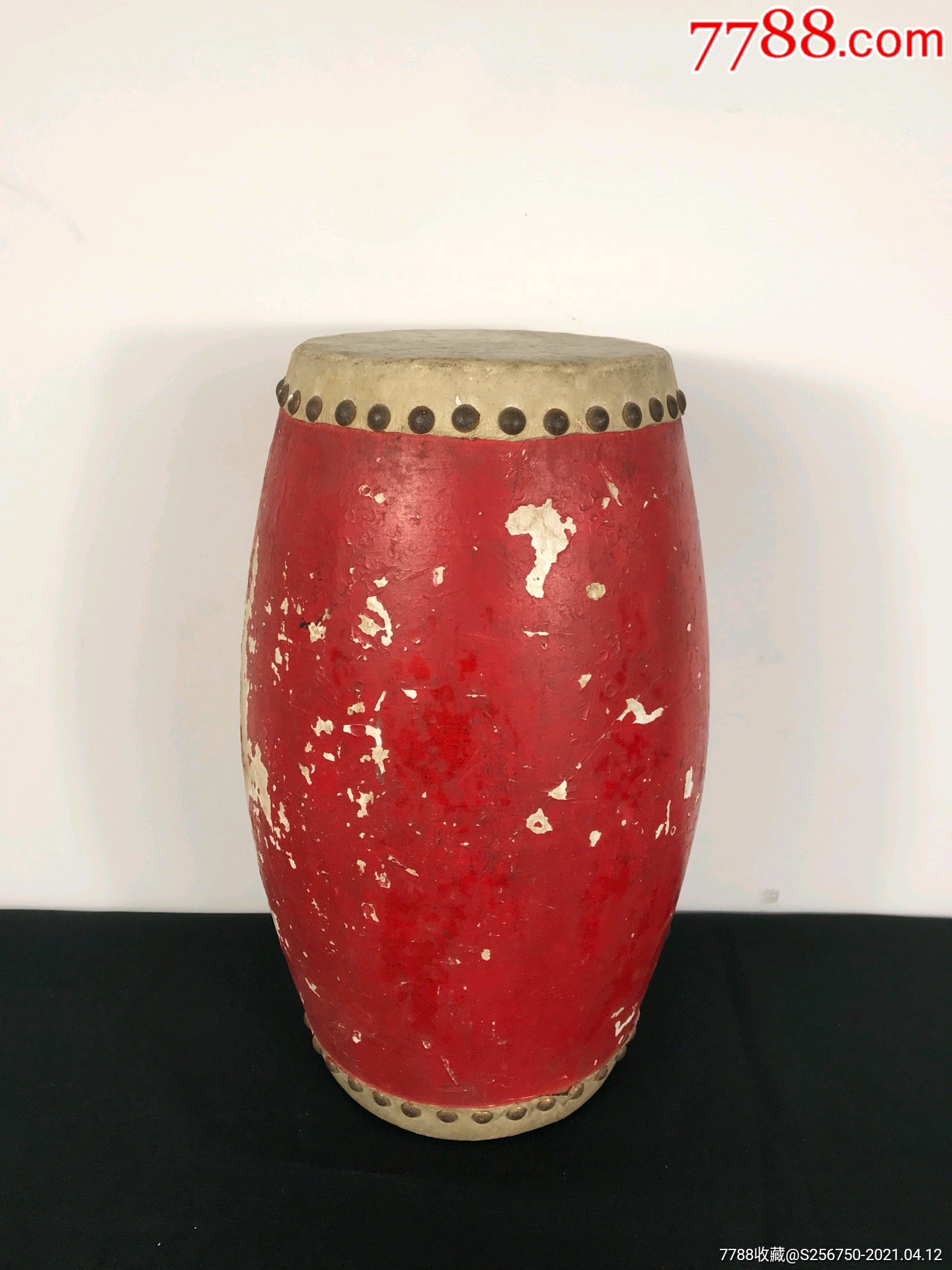 纯牛皮红漆腰鼓,民间老物件,地方传统文化艺术珍藏,声音动听,品相如图