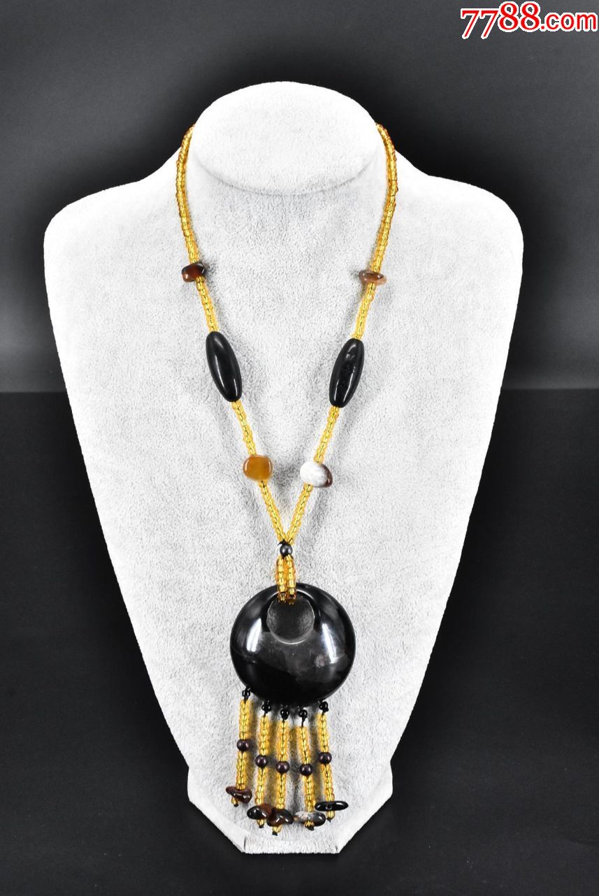 丙4445玛瑙毛衣链一条