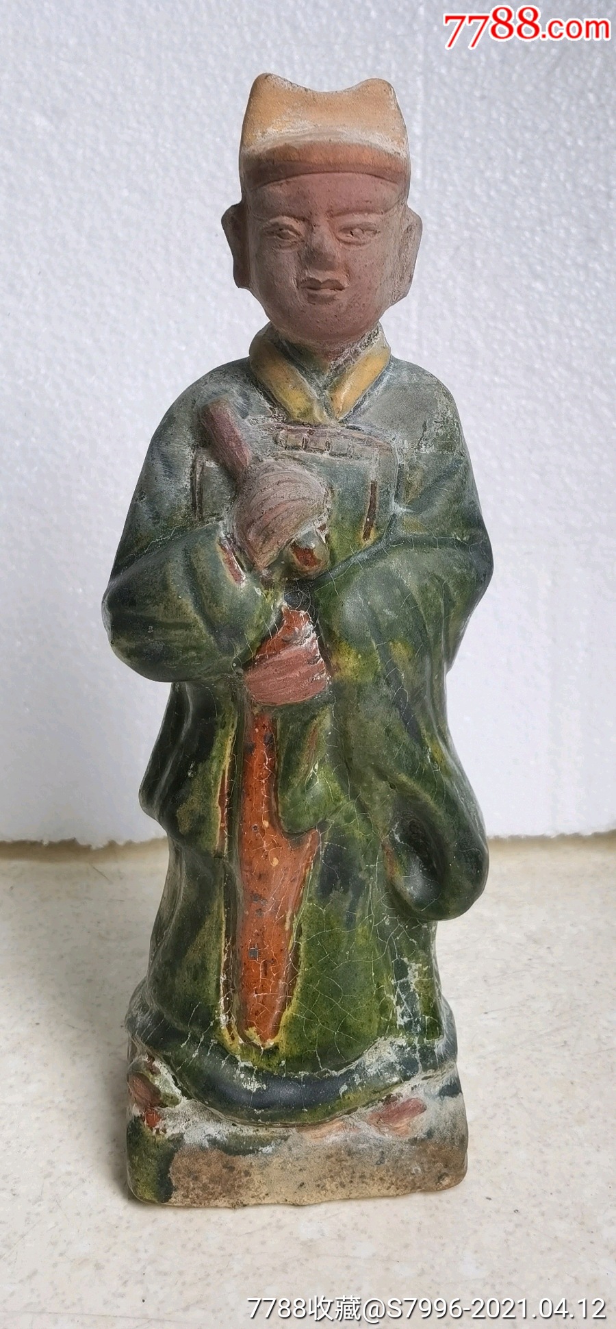 宋代红陶胎三彩人物俑红陶胎三彩少见