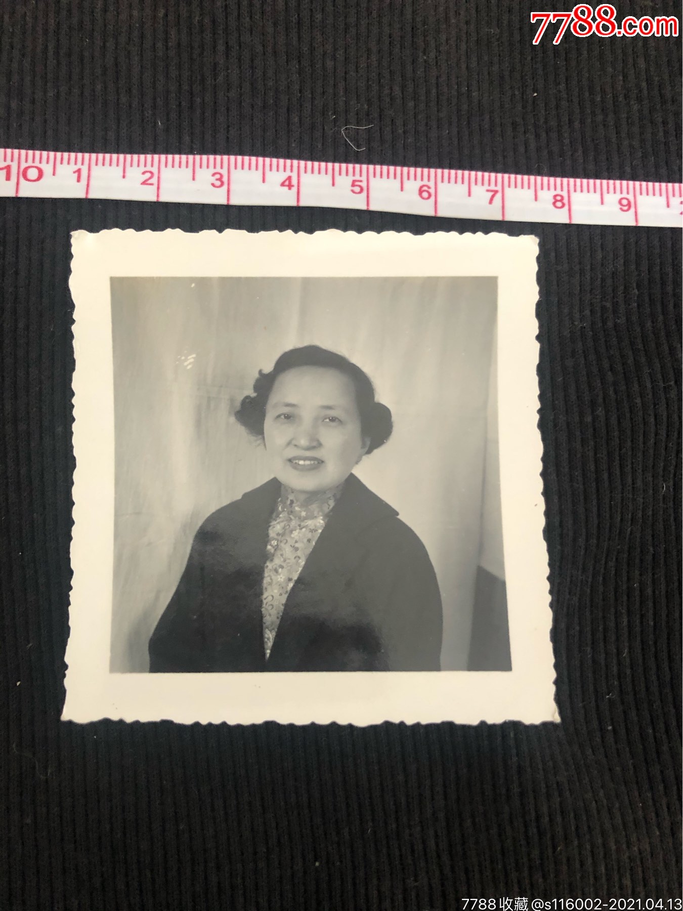 八十年代妇女摄影照片