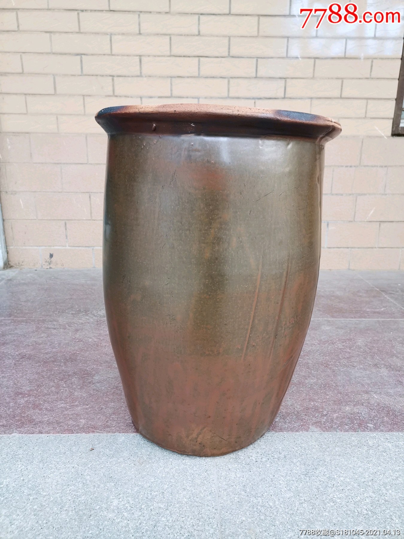 福陶款大口面的酱秞窑变缸一个