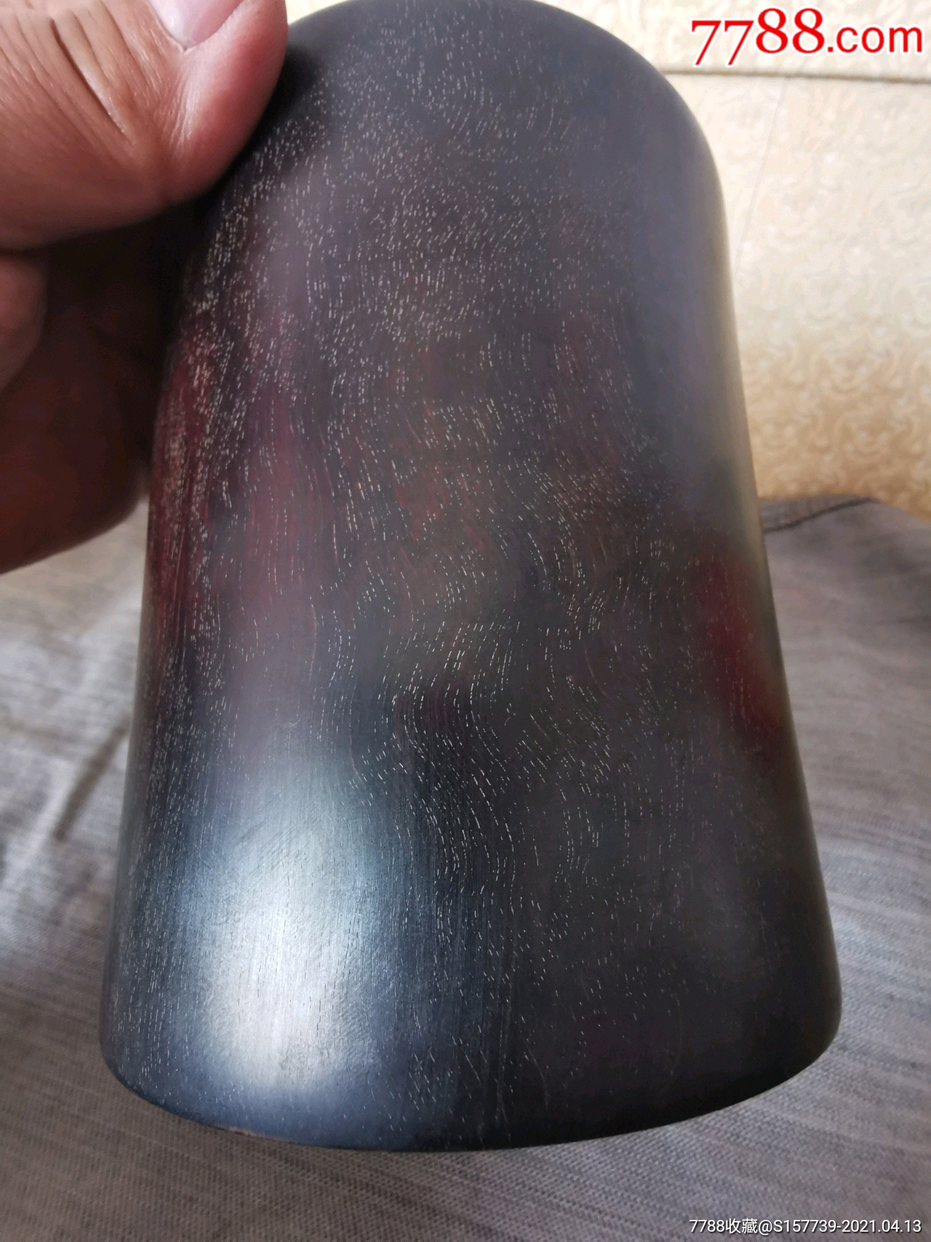 牛毛纹小叶紫檀笔筒