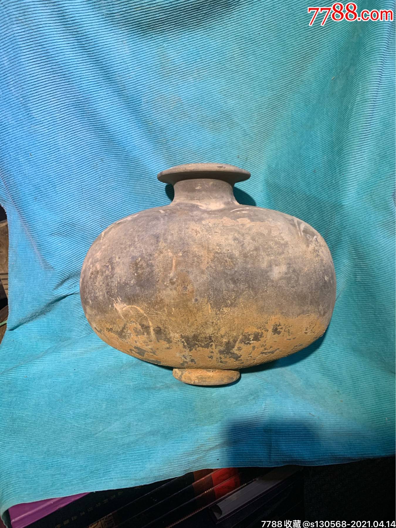 汉代美品彩陶茧形壶