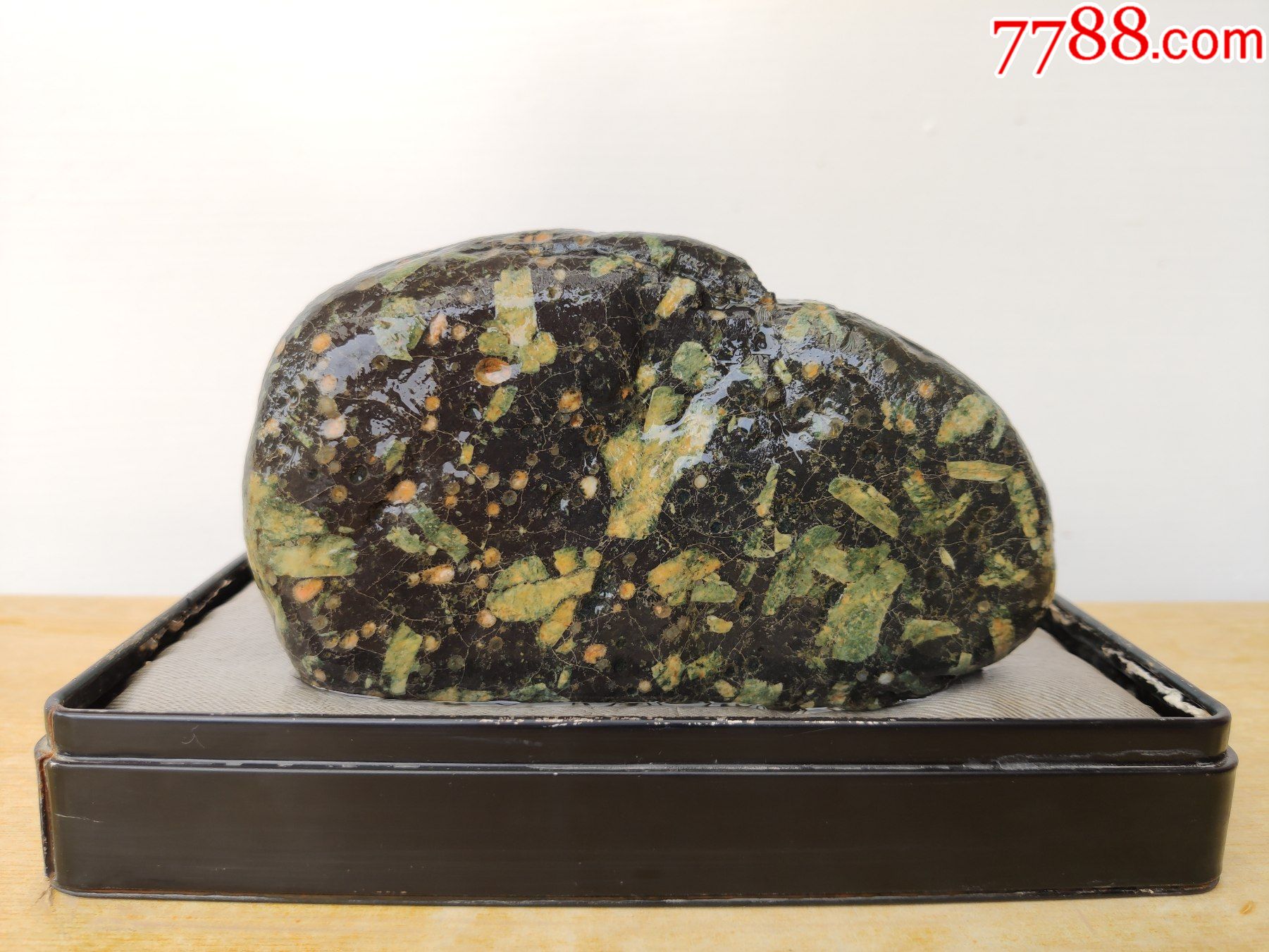 原石1709金钱缠丝梅花玉(漂亮新品种,包浆好,磁性强)