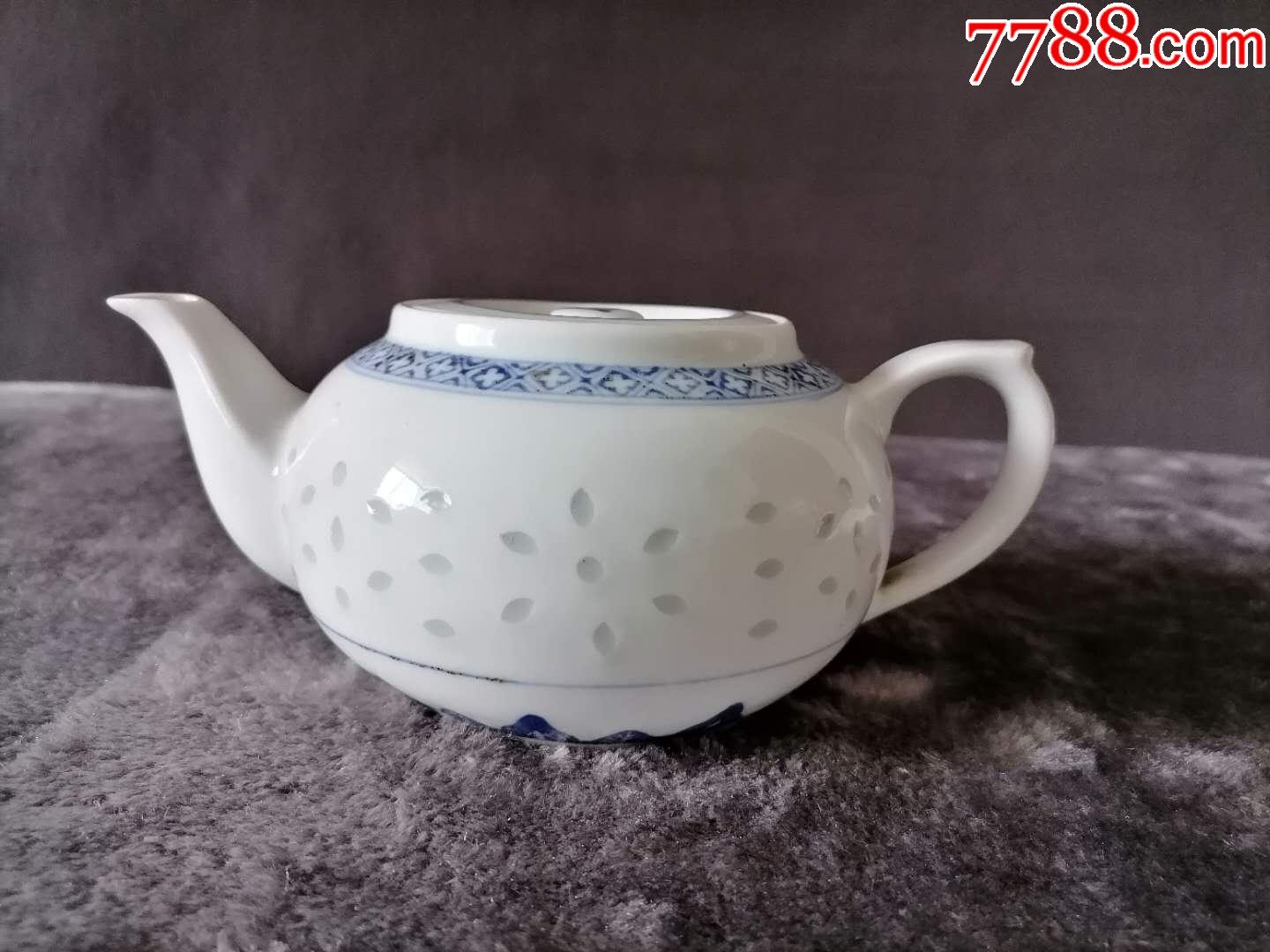 漂亮的567景德镇青花玲珑茶壶