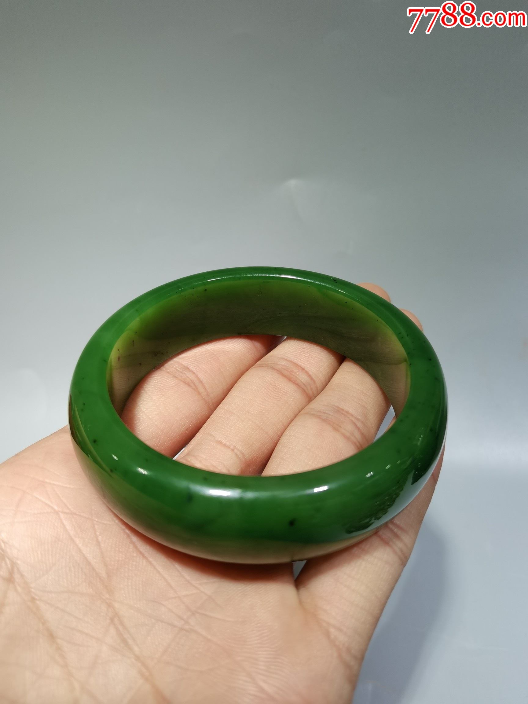 和田玉碧玉镯子