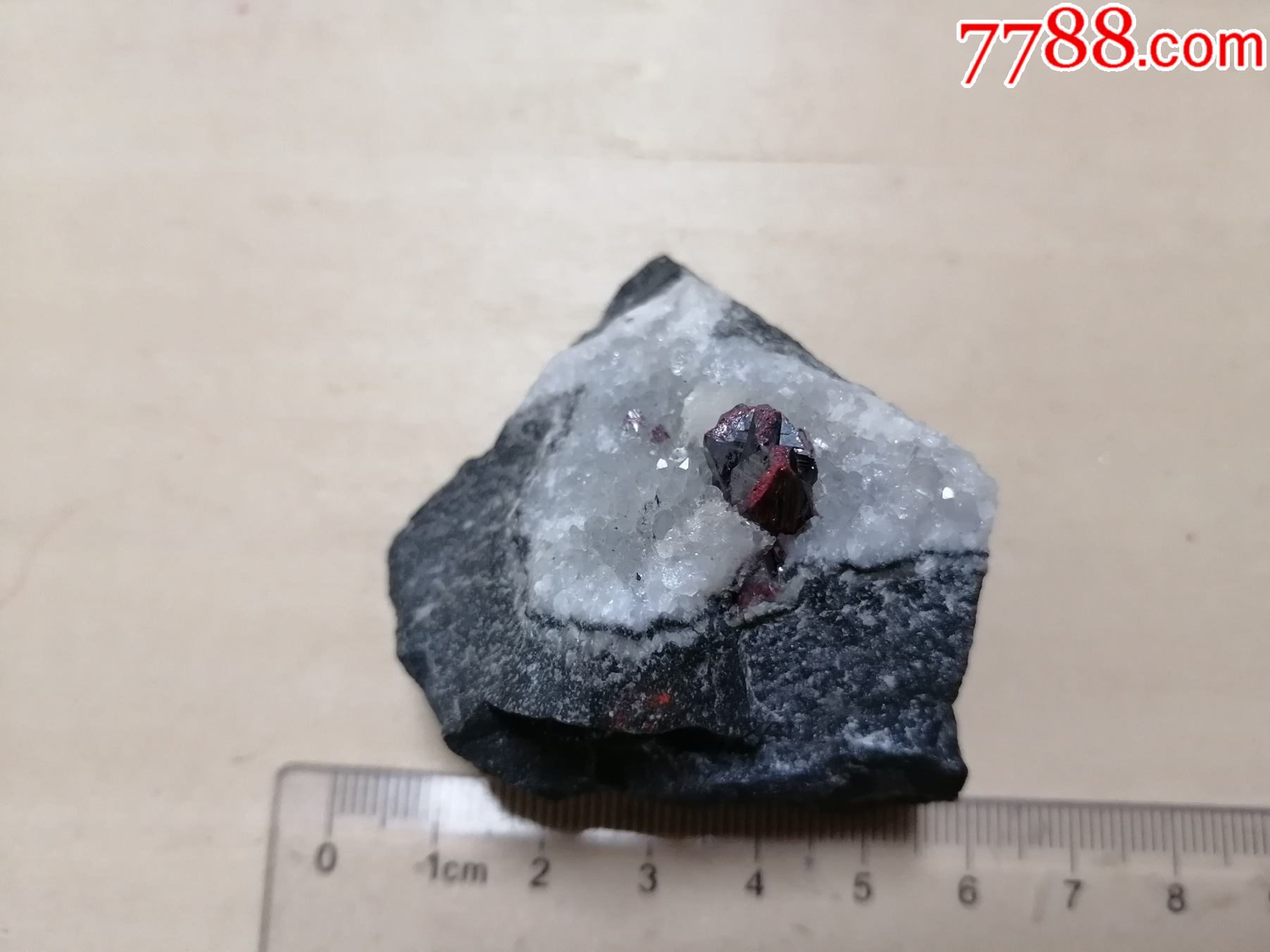 红色原矿石伴生白水晶与石英原石可能是朱砂原石辰砂辟邪平安尺寸重量