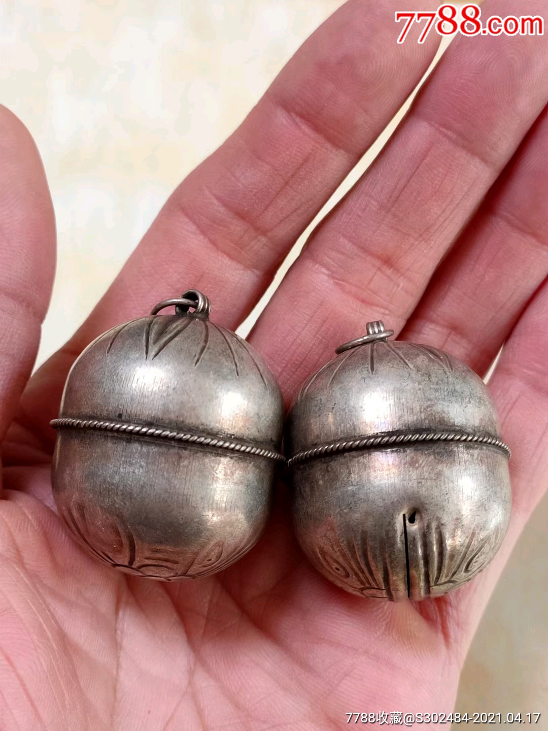 清代老银饰银铃铛一对