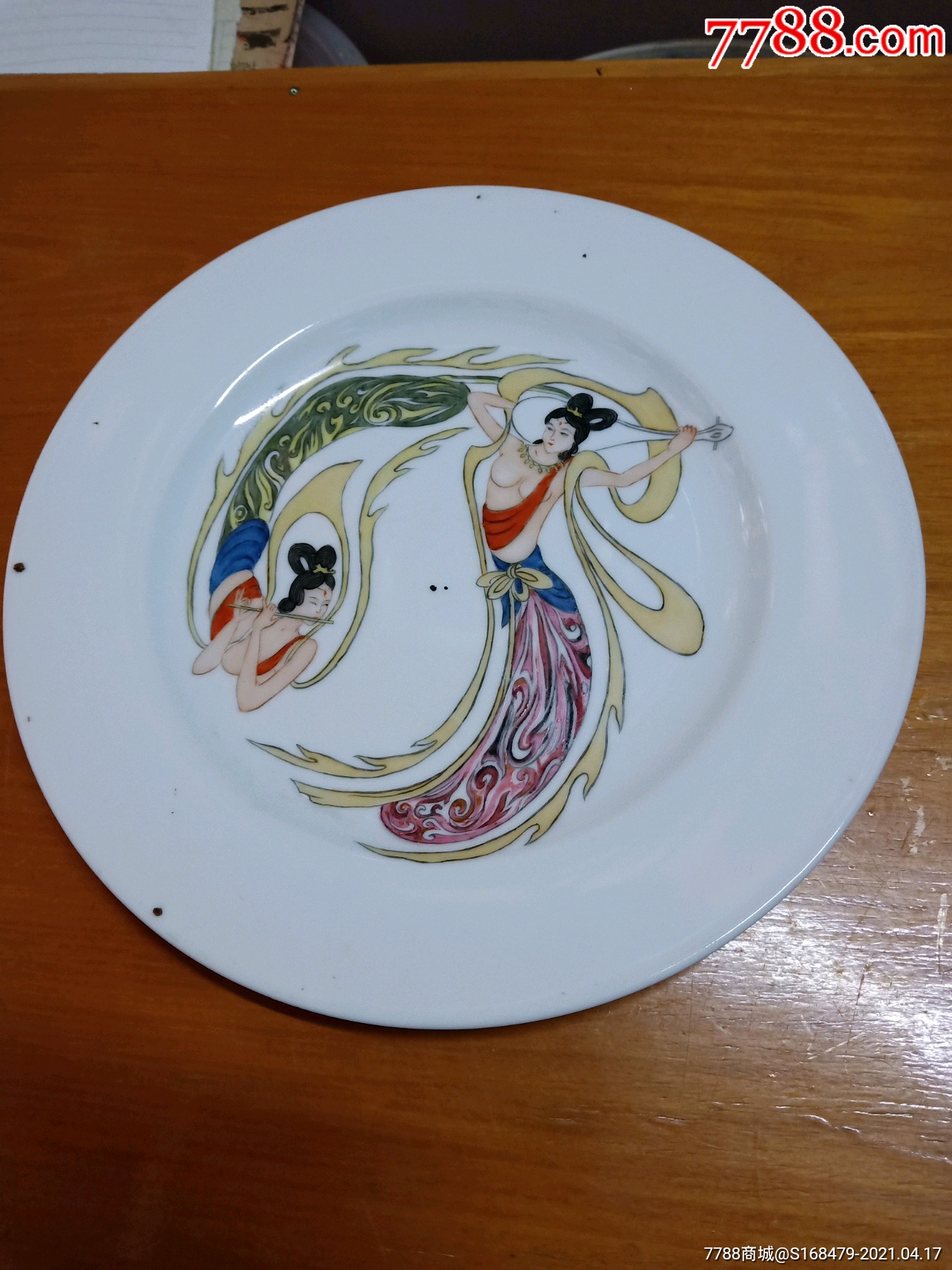 80年代飞天瓷盘_彩绘瓷/彩瓷_收藏价格_鉴定交易_7788瓷器网