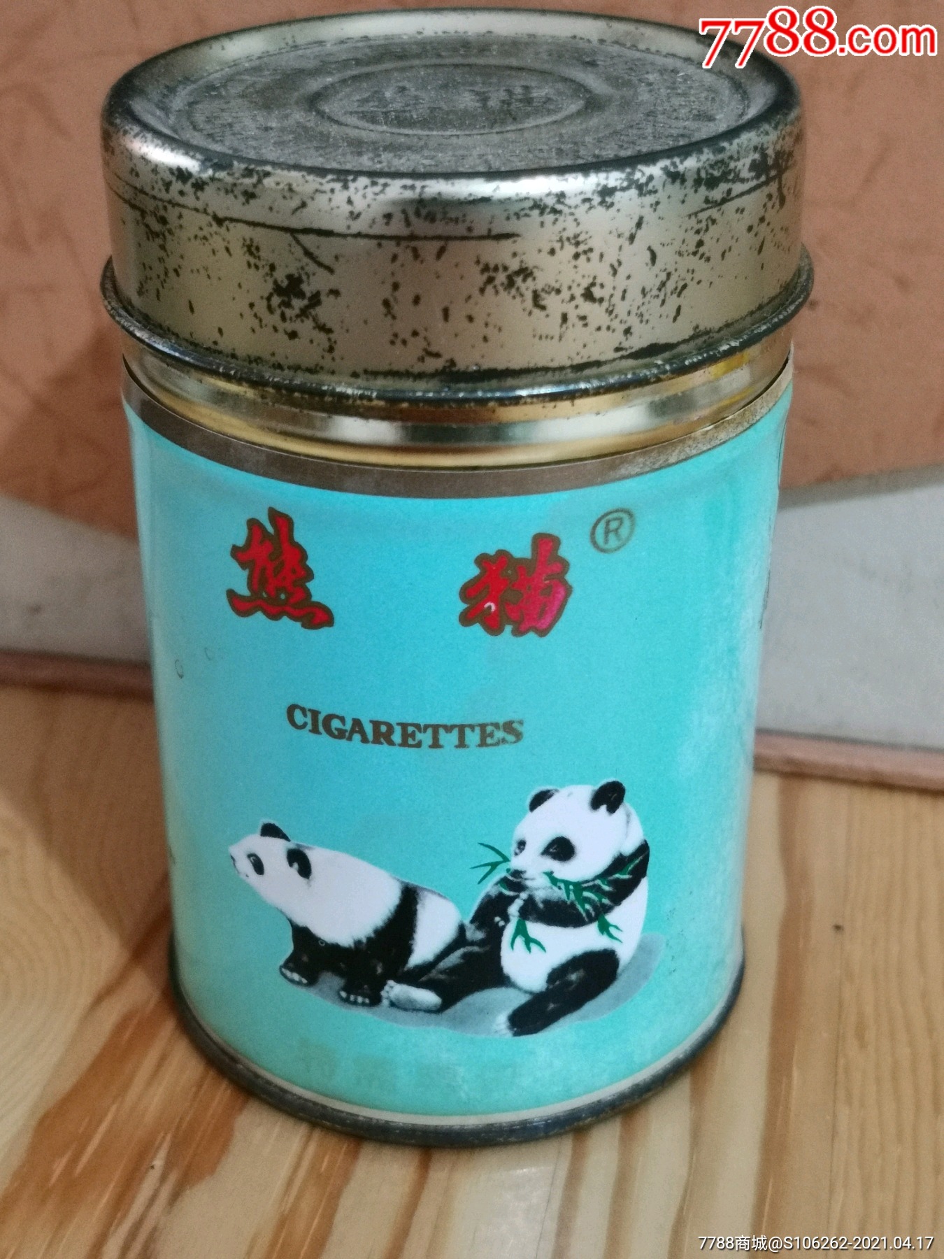 小熊猫香烟罐装图片