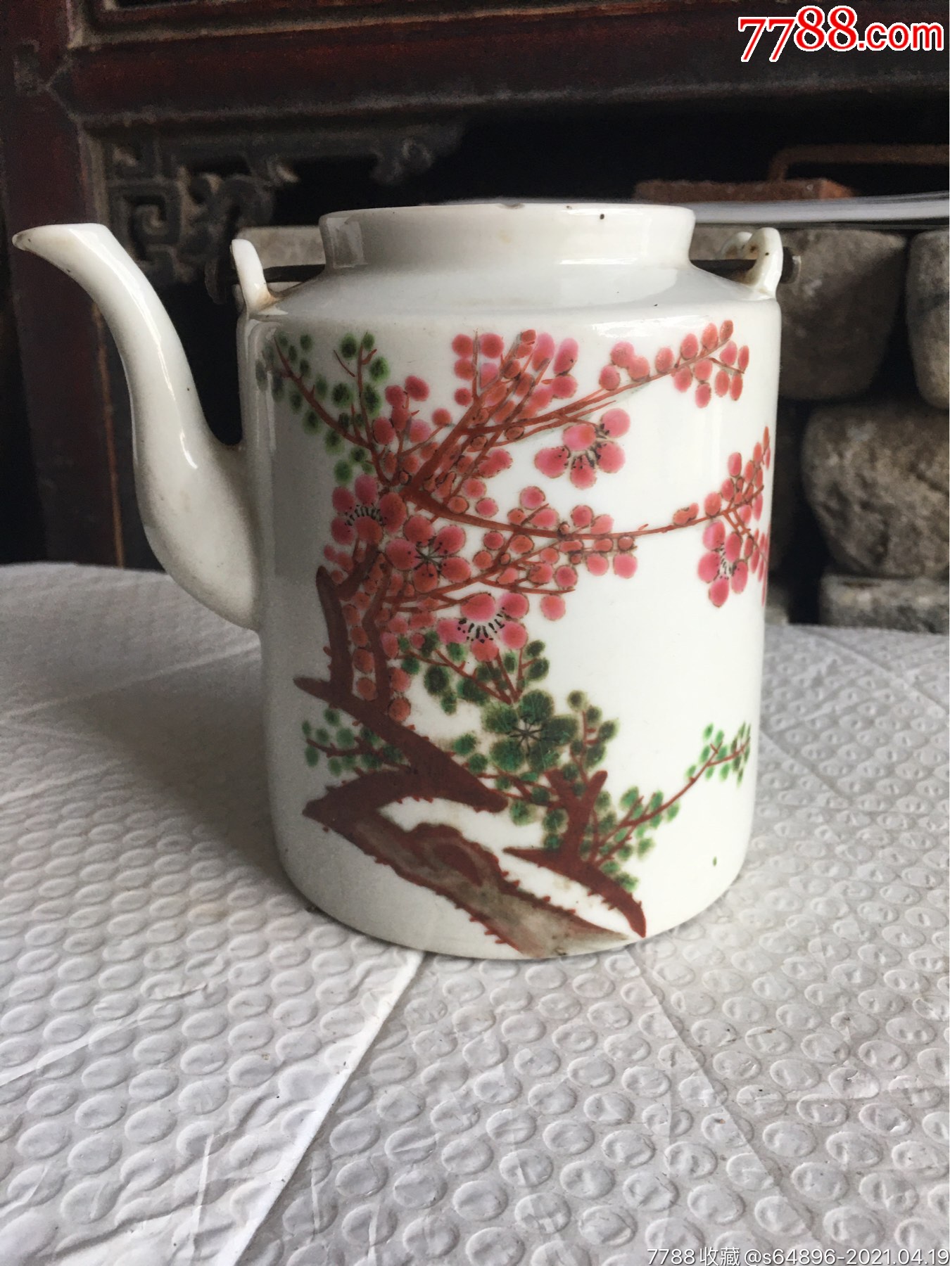 民国时期名家手绘梅花老茶壶