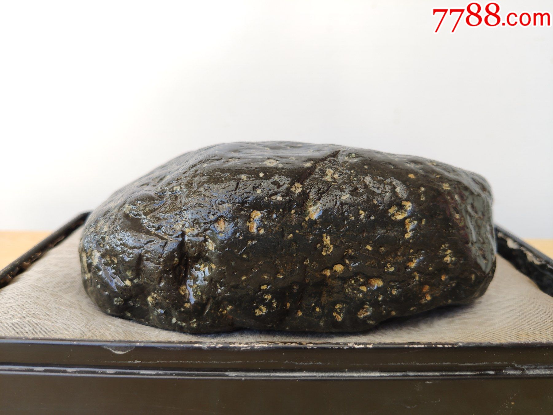 新进洛阳雪花玉原石1747雪花纷扬石头包浆好