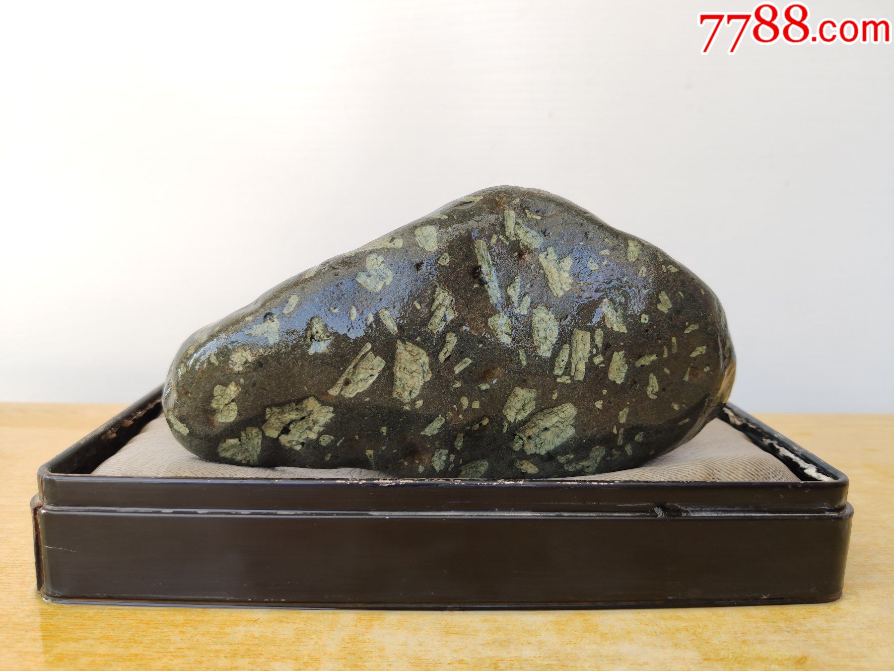 新进洛阳雪花石原石1758(包浆好,石型好,磁性强,养生保健效果好)_价格