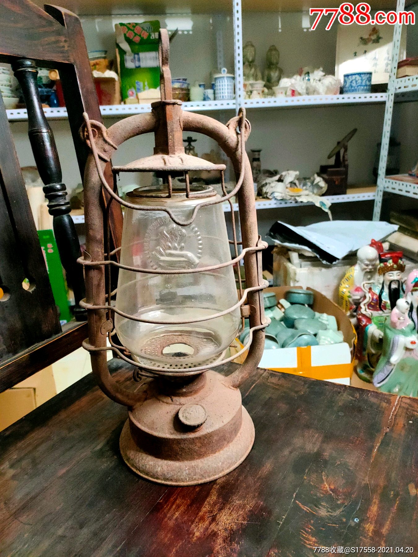 德国美最时老火油灯,整体完整,商标清晰可见,缺陷见第九图,整体结实不