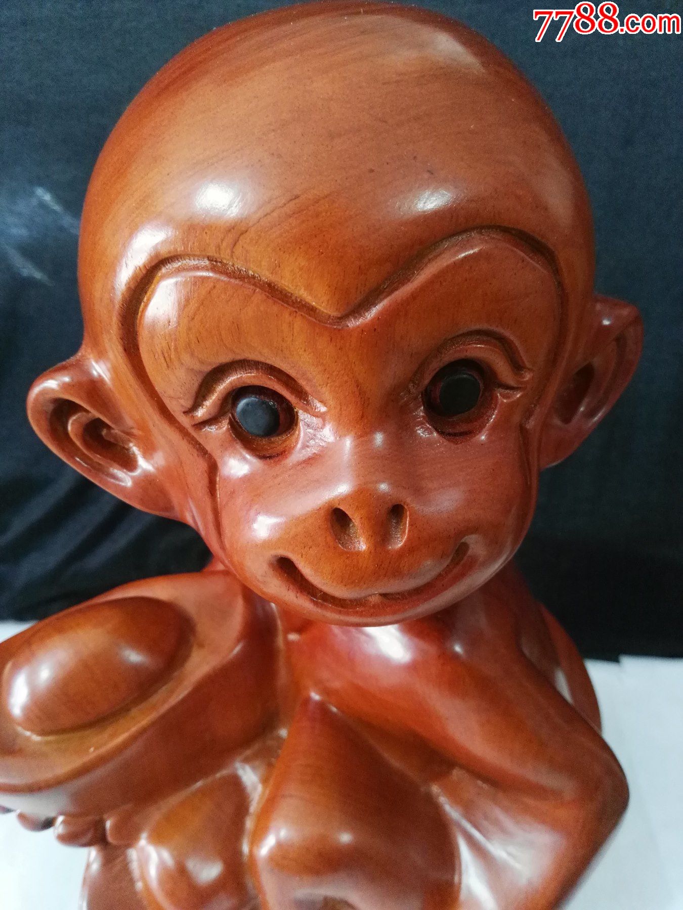 80年代实木雕刻木猴献宝