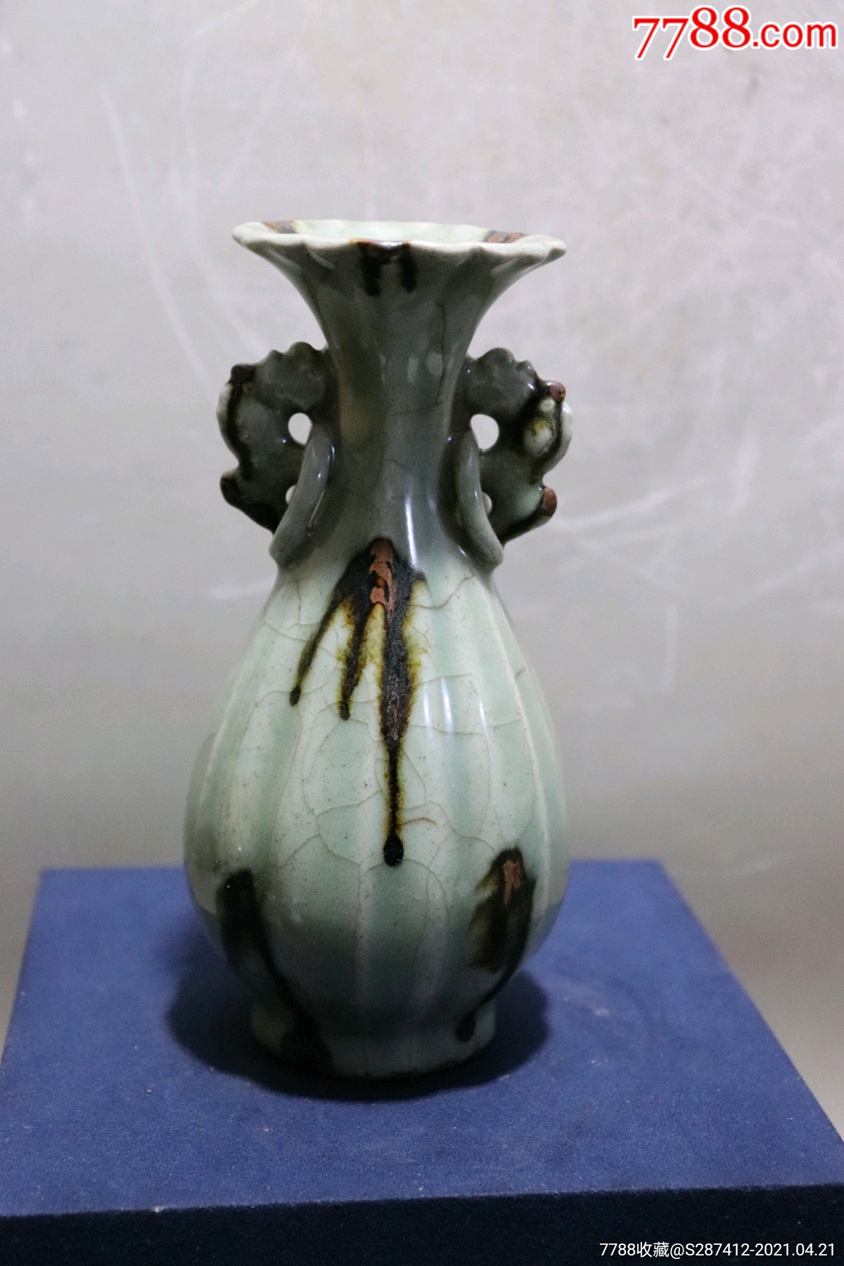 龙泉点彩双耳花瓶_青瓷/秘色瓷_第1张_7788瓷器