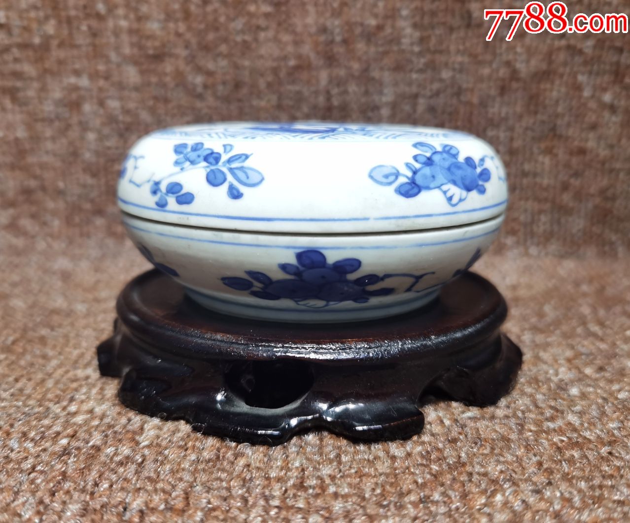 清康熙青花花卉纹大型粉盒