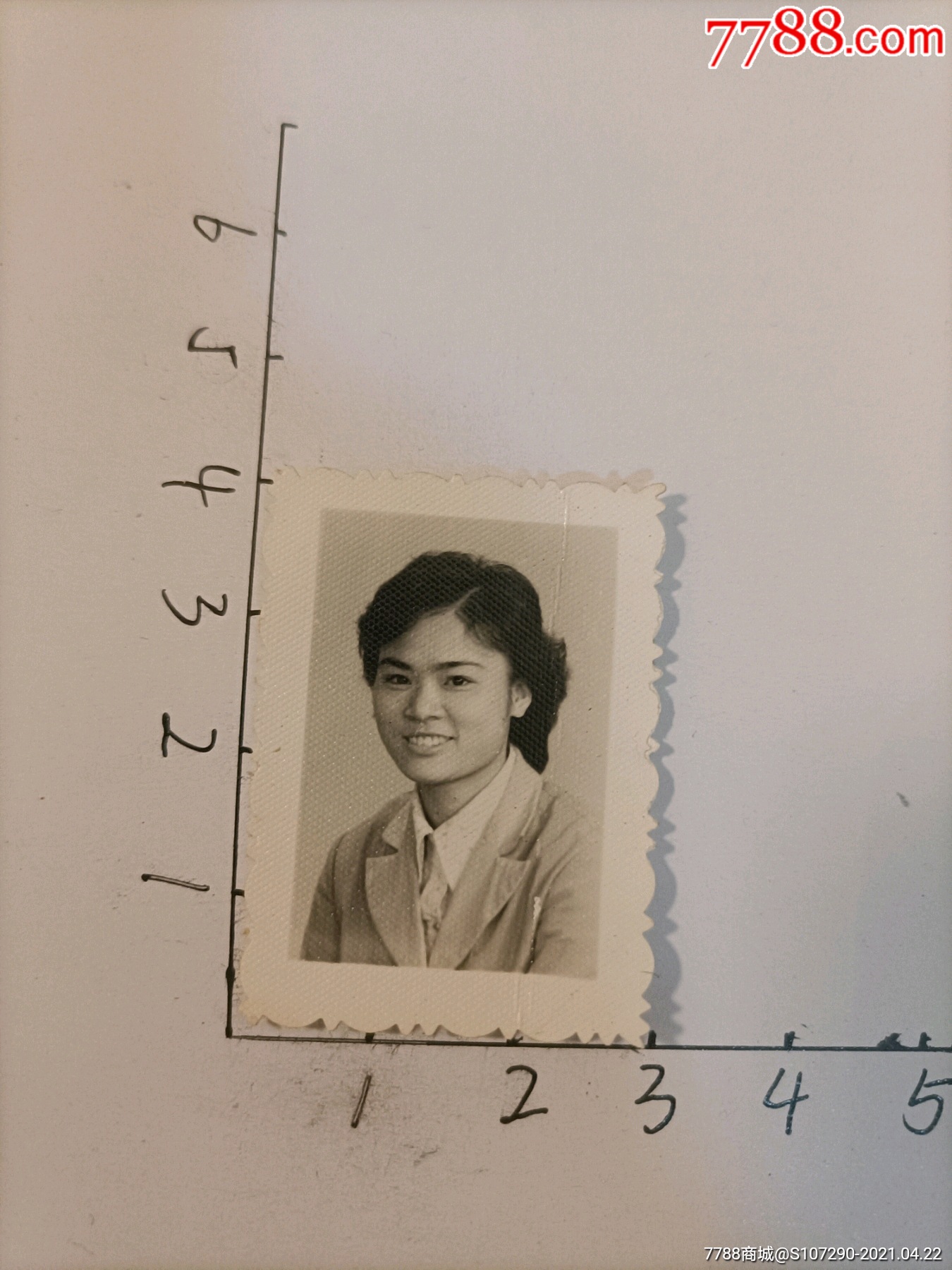 80年代女士证件照-老照片-7788商城__七七八八商品交易平台(7788.com)
