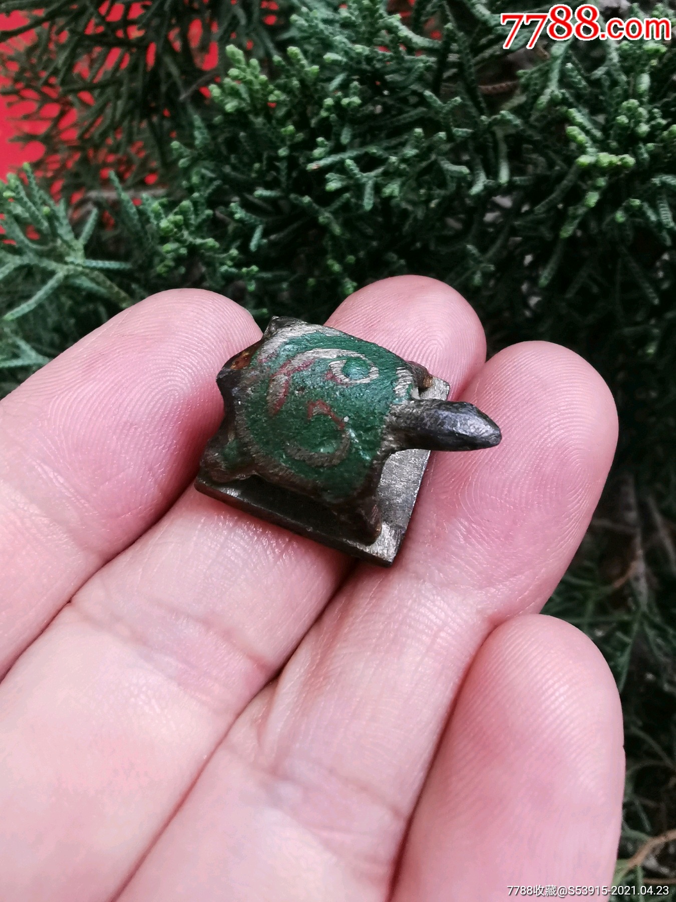 滚动鼠标滚轴,图片即可轻松放大,缩小更多"铜/金属印章