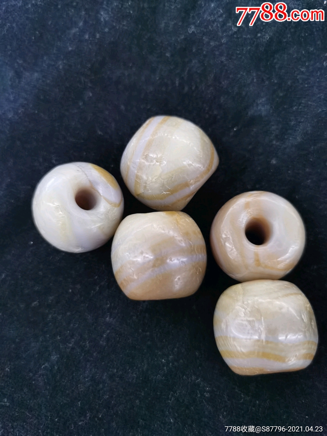 汉代时期老玛瑙珠五枚