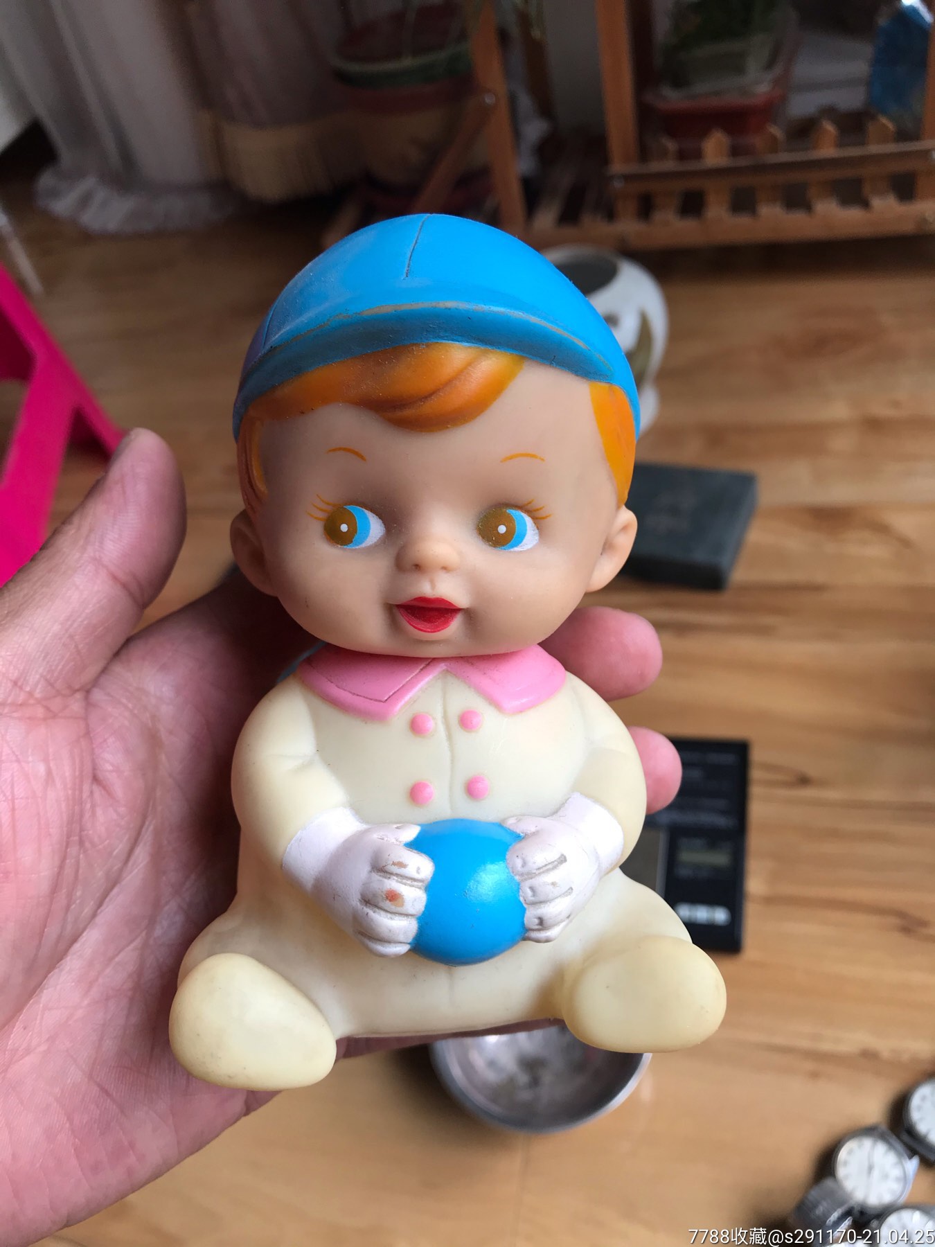 老玩具胶皮娃娃