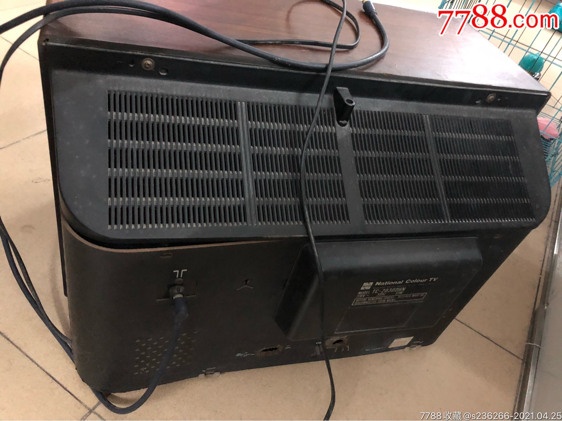 松下黑白电视机