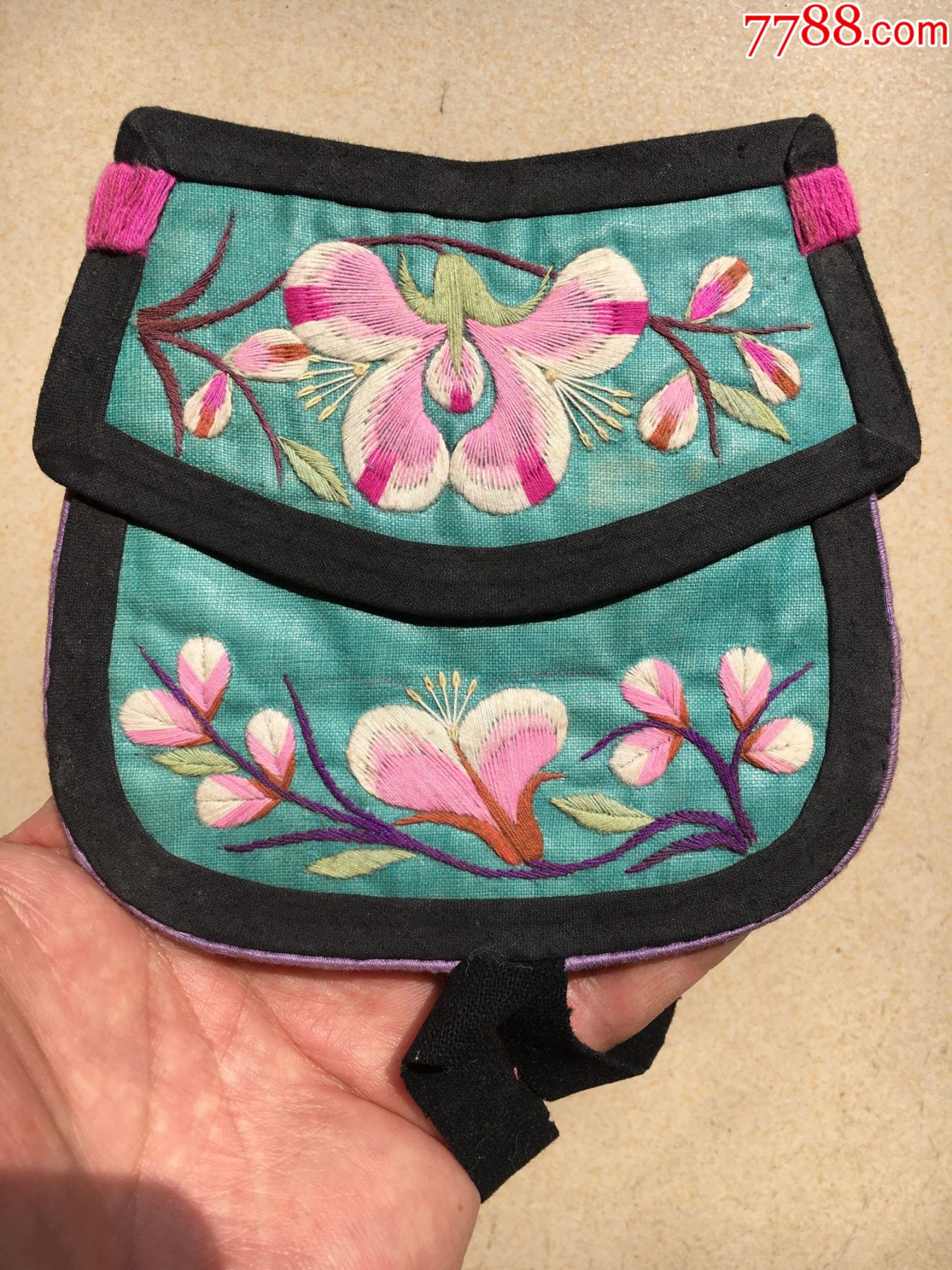 晚清民国绣花荷包