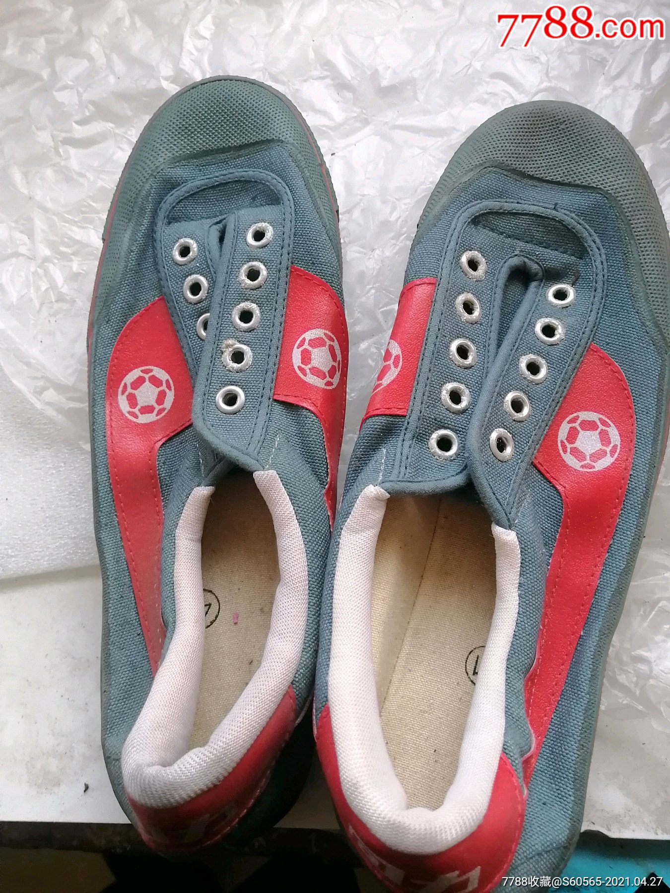 老足球鞋旮瘩鞋