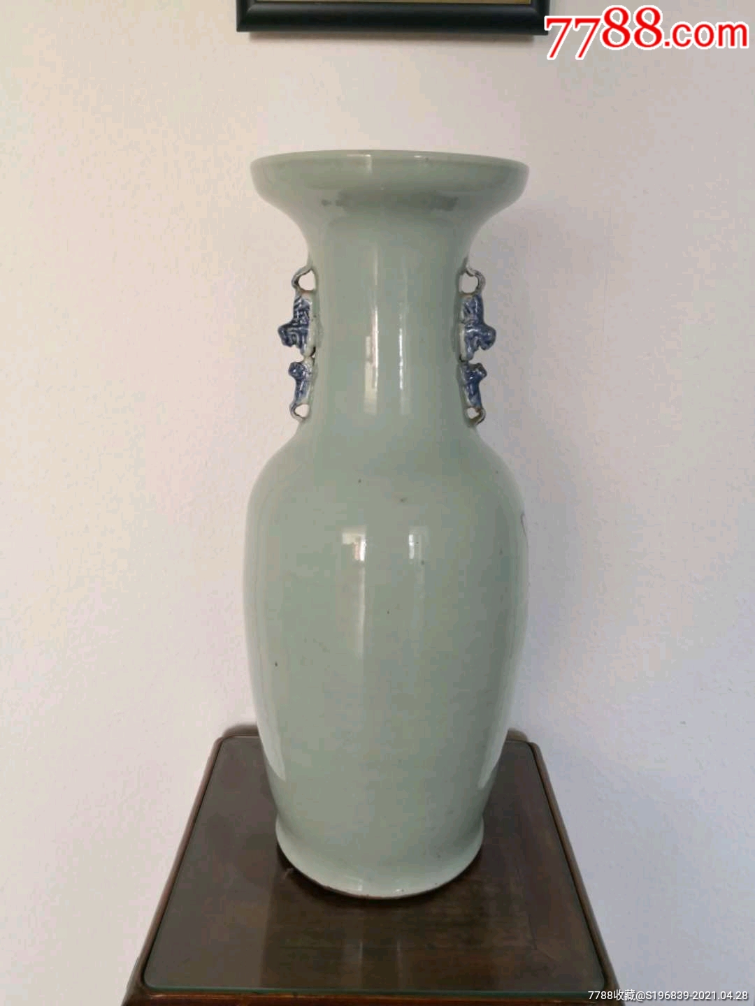 清代精品豆青釉青花人物大花瓶_青花瓷_第12张_7788瓷器