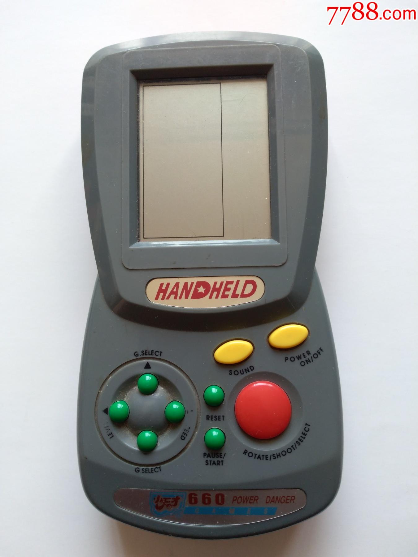 老款游戏机,经典收藏情怀,小天才660,点图可放大