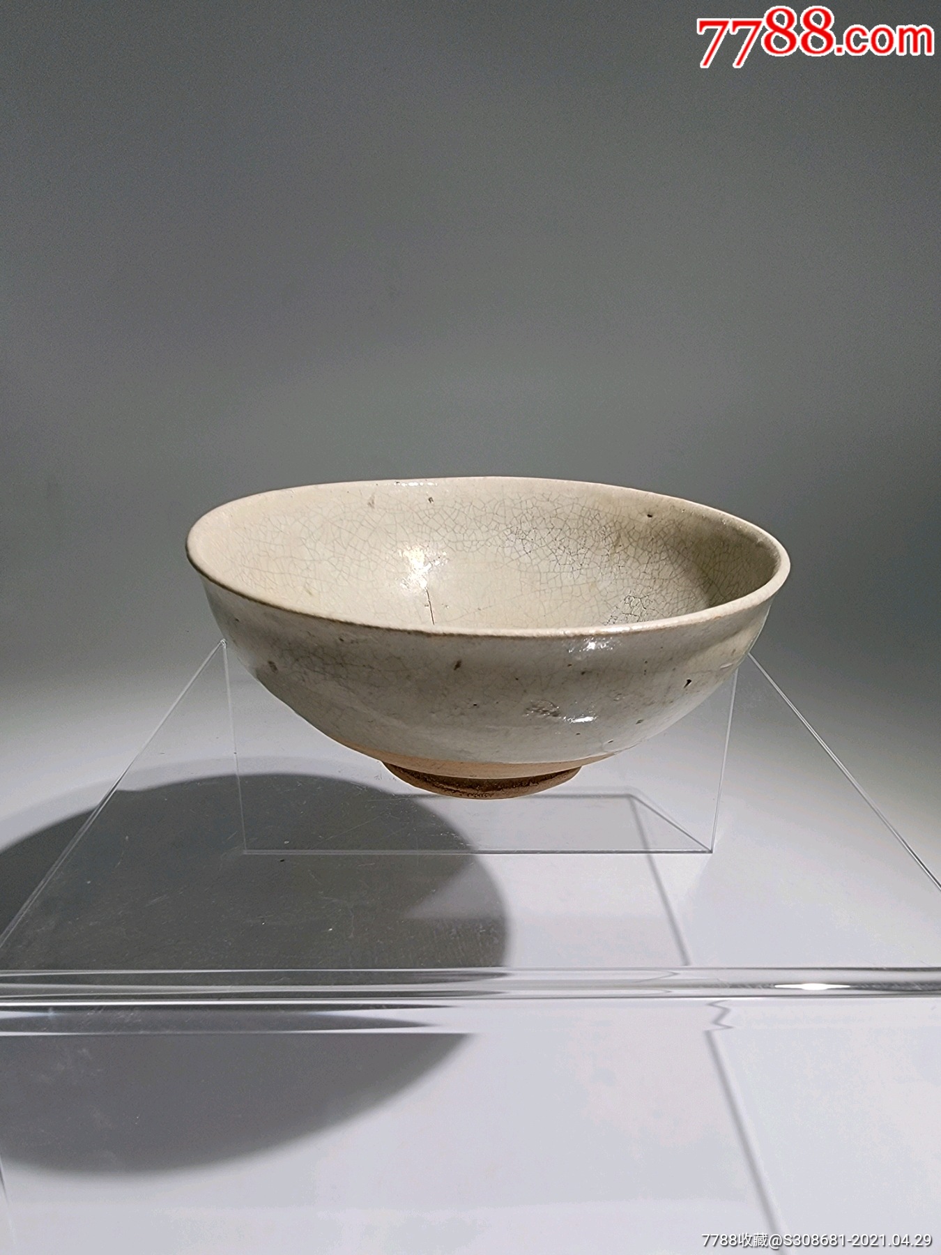 明代地方老窑月白釉束口碗,包老保真,此碗年份好