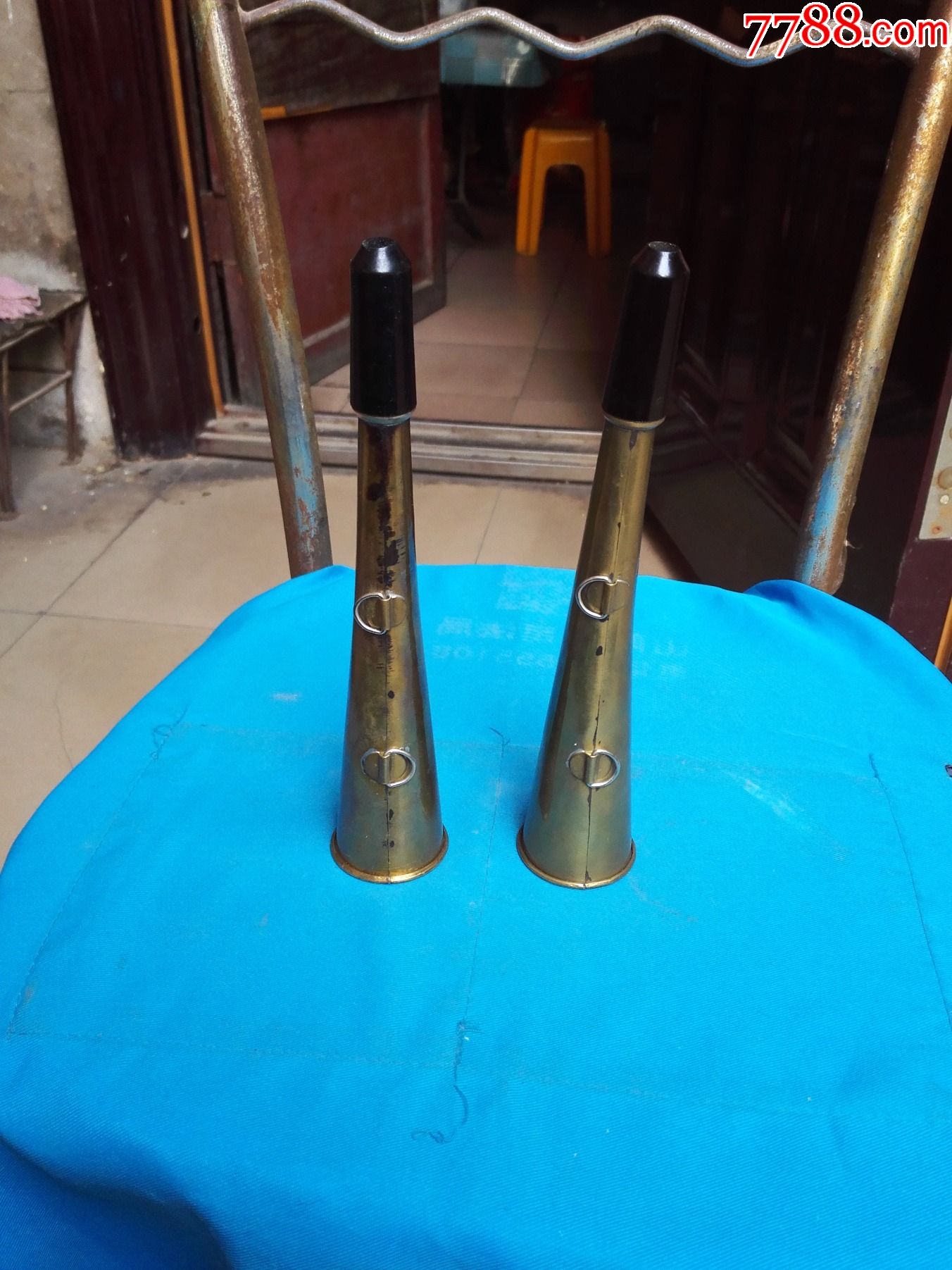 美品"铁路"小喇叭(小号)一对出售