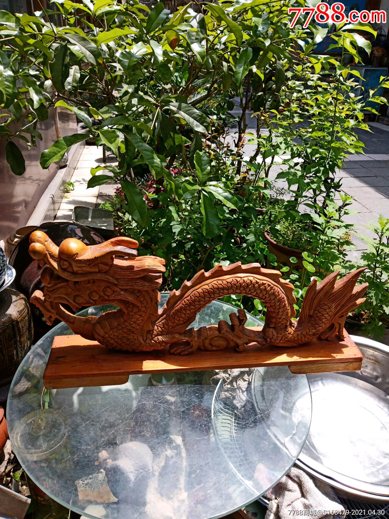 纯手工雕龙摆件