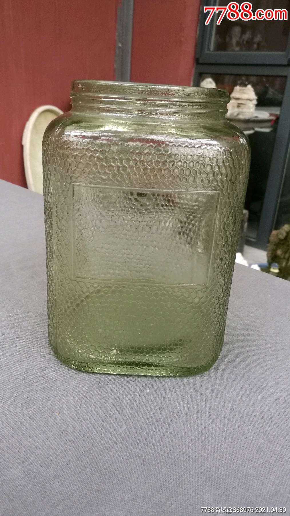 老玻璃瓶50年代玻璃大瓶子无磕碰少见的方形瓶可做年代戏影视道具怀旧