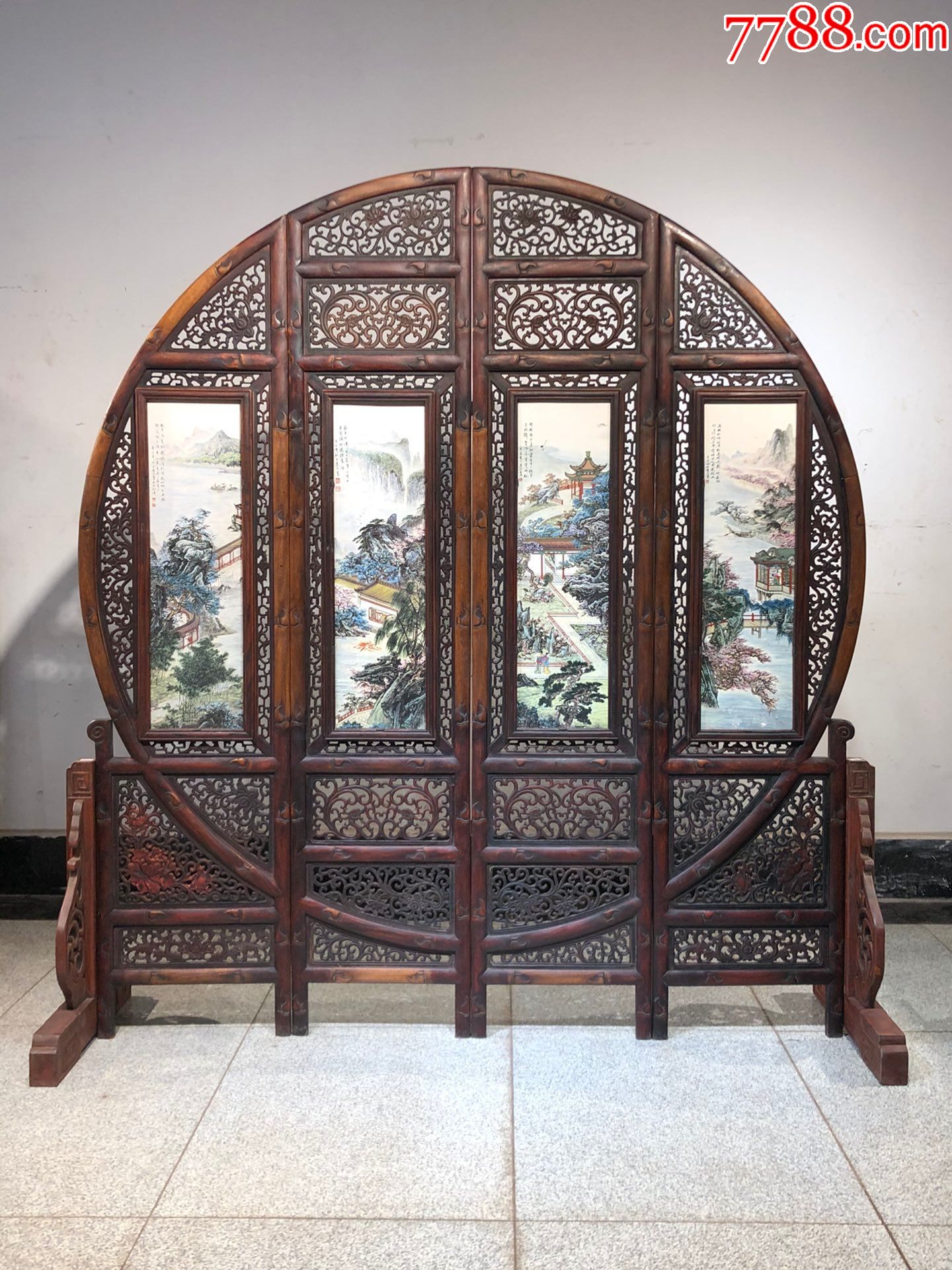 精品黄花梨老框镶瓷板画手绘粉彩双面屏风一面是【美女】一面是【山水