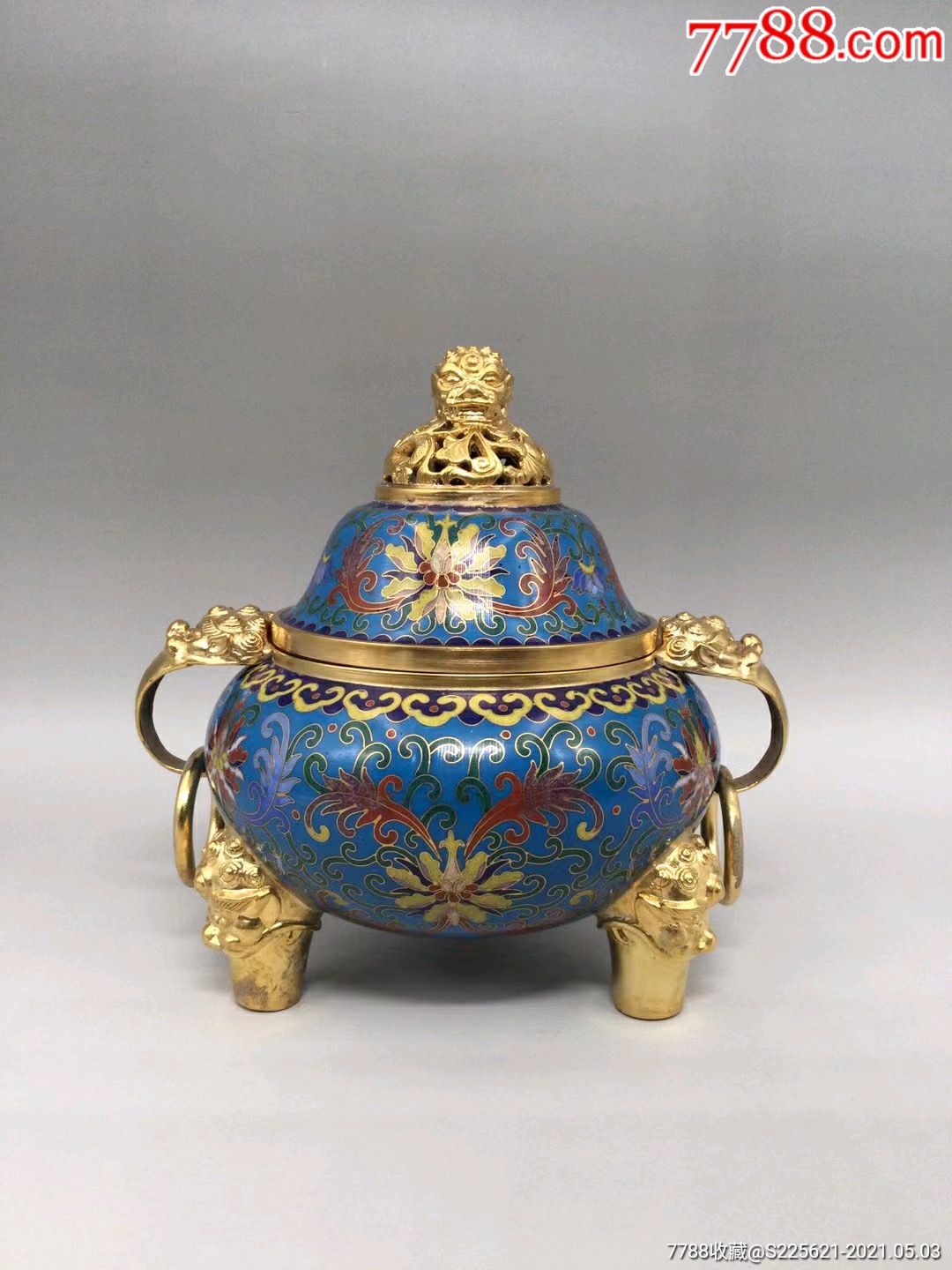 景泰蓝缠枝莲纹金狮子双耳香薰炉