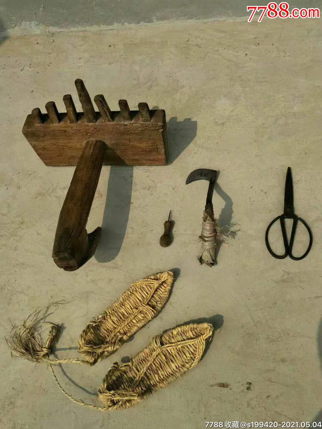 民俗精品做草鞋的工具一套正常使用民俗展馆装修装饰佳品