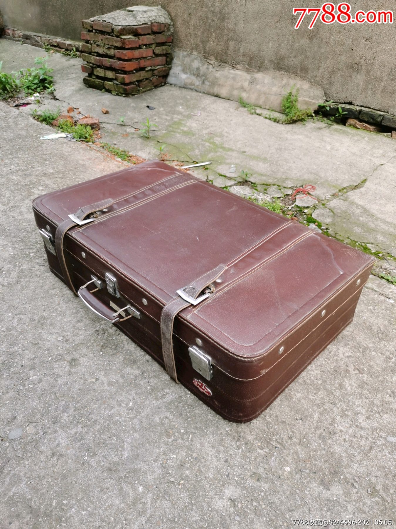 复古怀旧老皮箱旅行箱拍摄道具