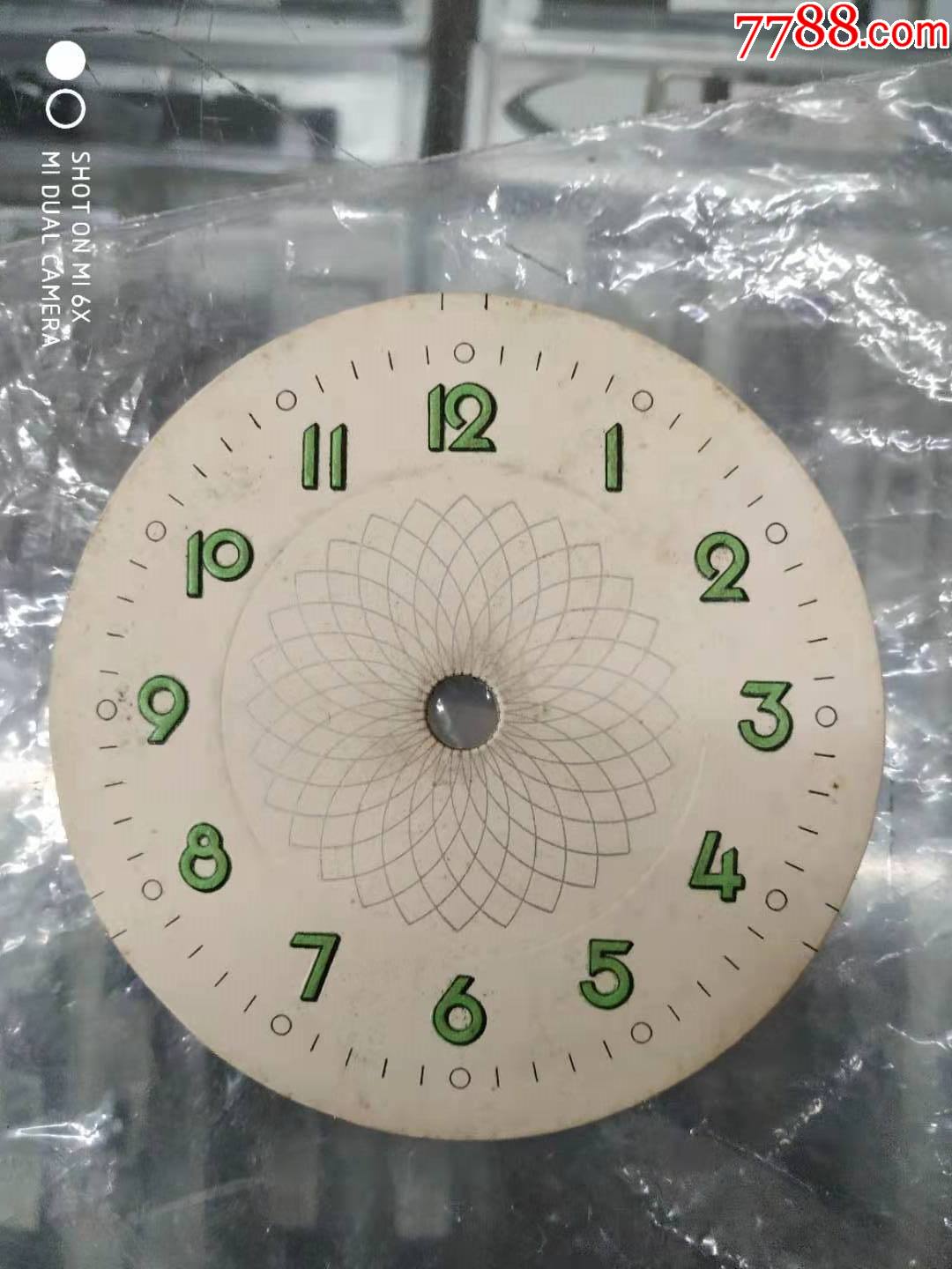 闹钟(字面)纸片做的(包老货)