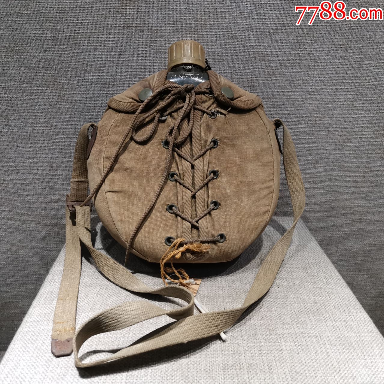 红色收藏抗战时期老物件遗留外国水壶原品保真