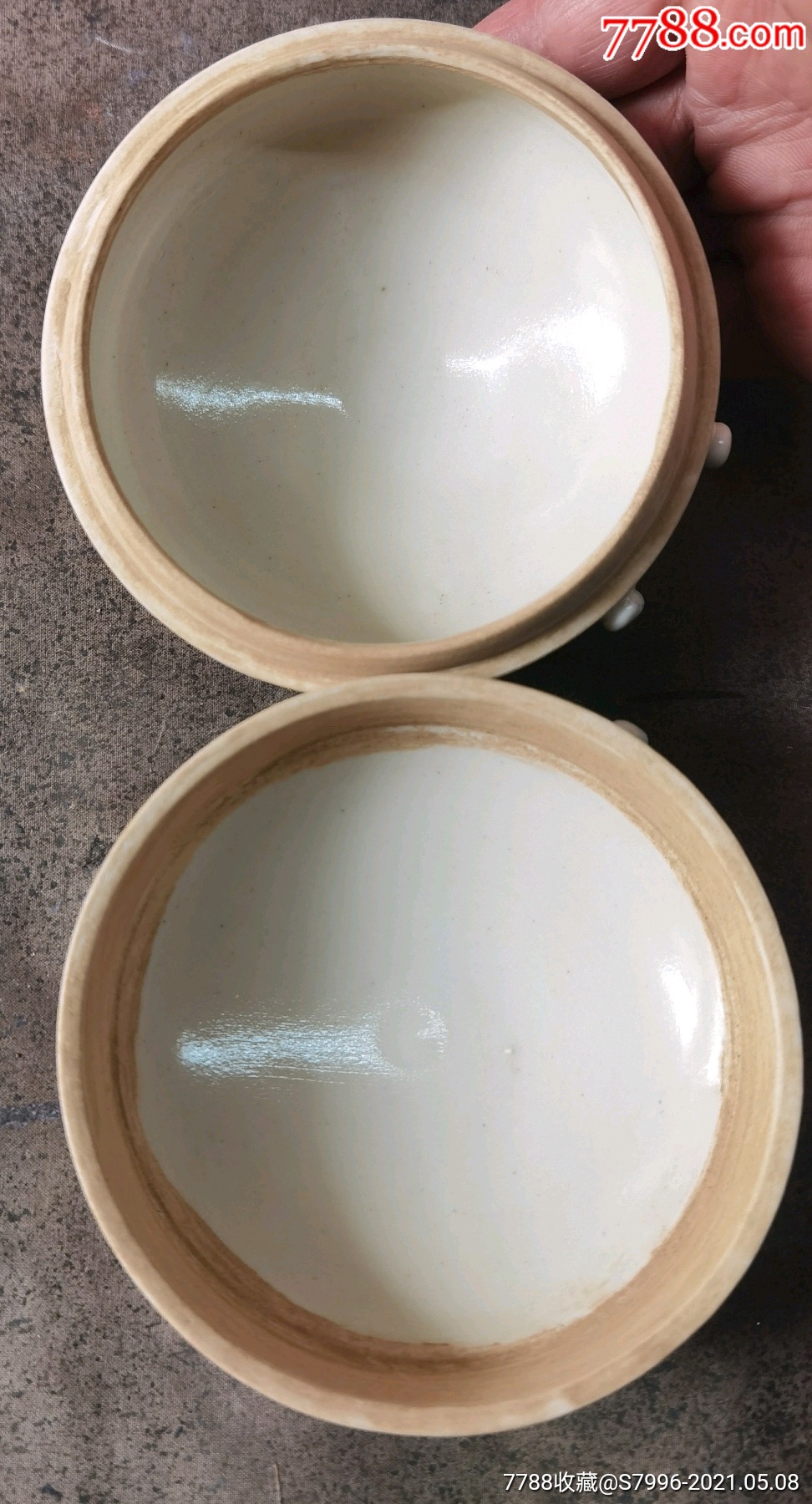 宋代定窑精品白瓷点彩粉盒