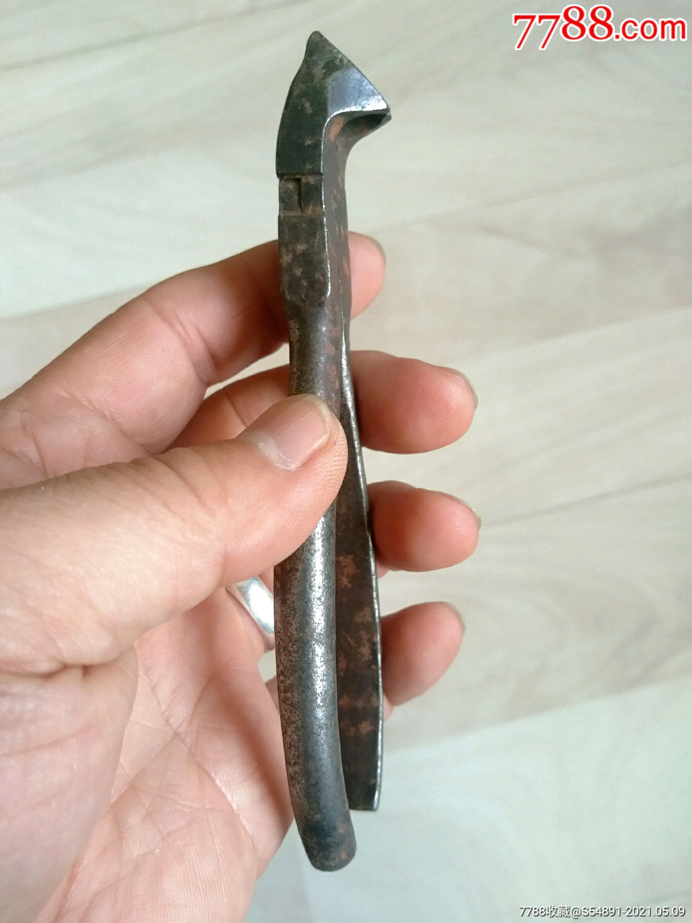 民国特殊用途钳子两把