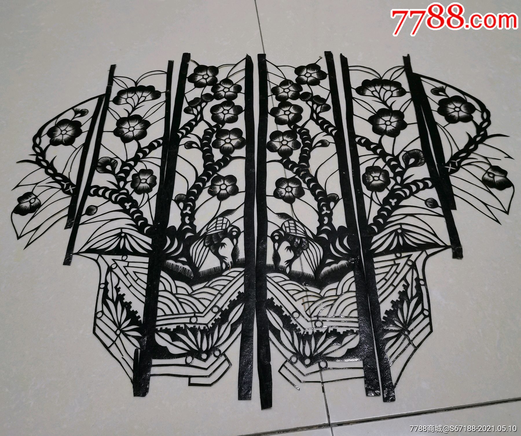 清代黑胶纸花鸟剪纸窗心