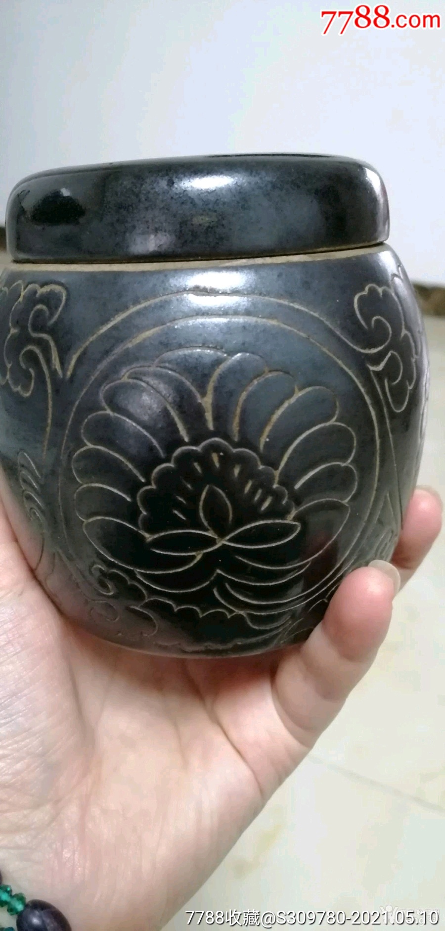 黑釉纯手工刻花精美小陶罐