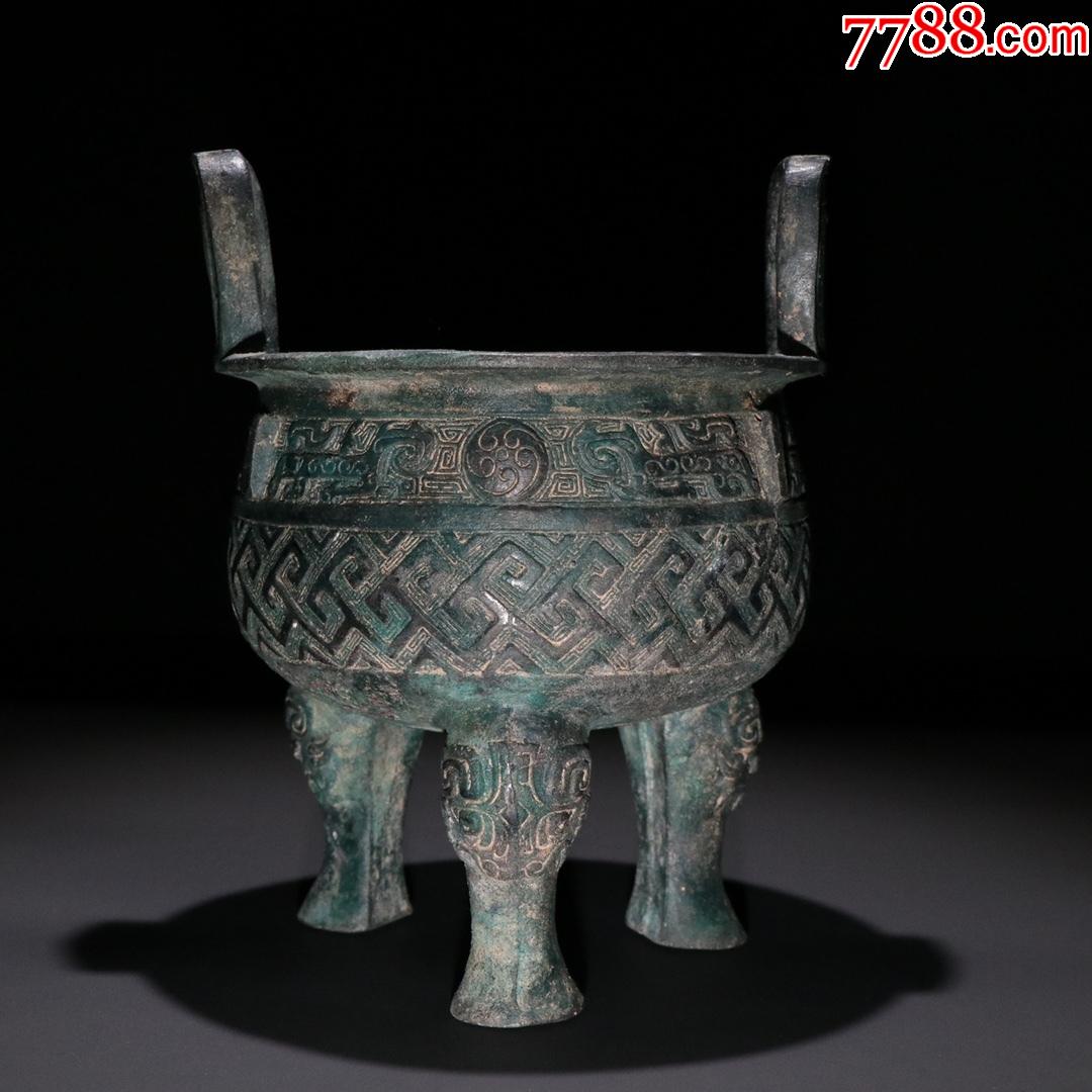 青铜鼎