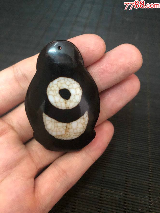 西藏天珠浮雕千手佛像菩萨佛像背日月星辰天珠颈饰挂件