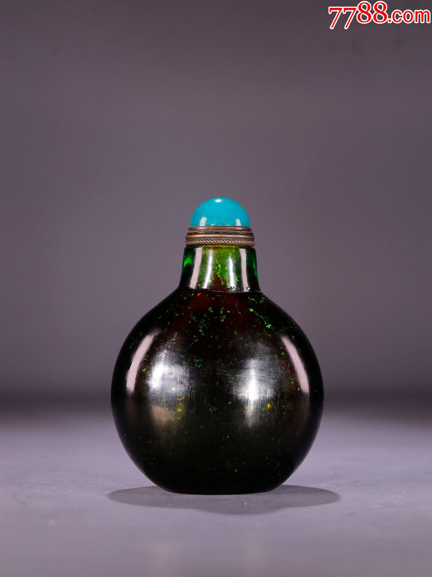 碧琉璃洒金鼻烟壶