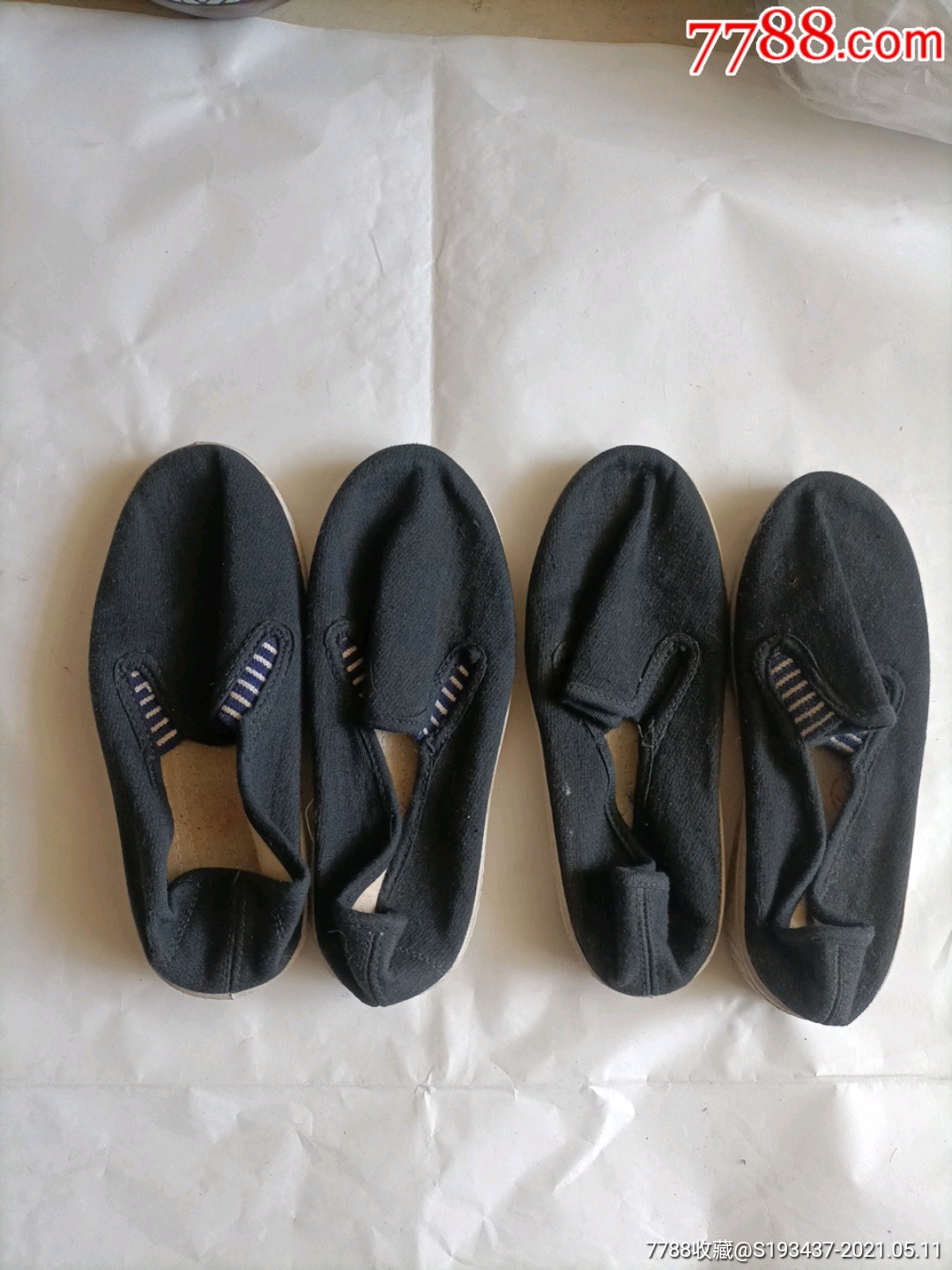 全新早期18码儿童帆布鞋两双