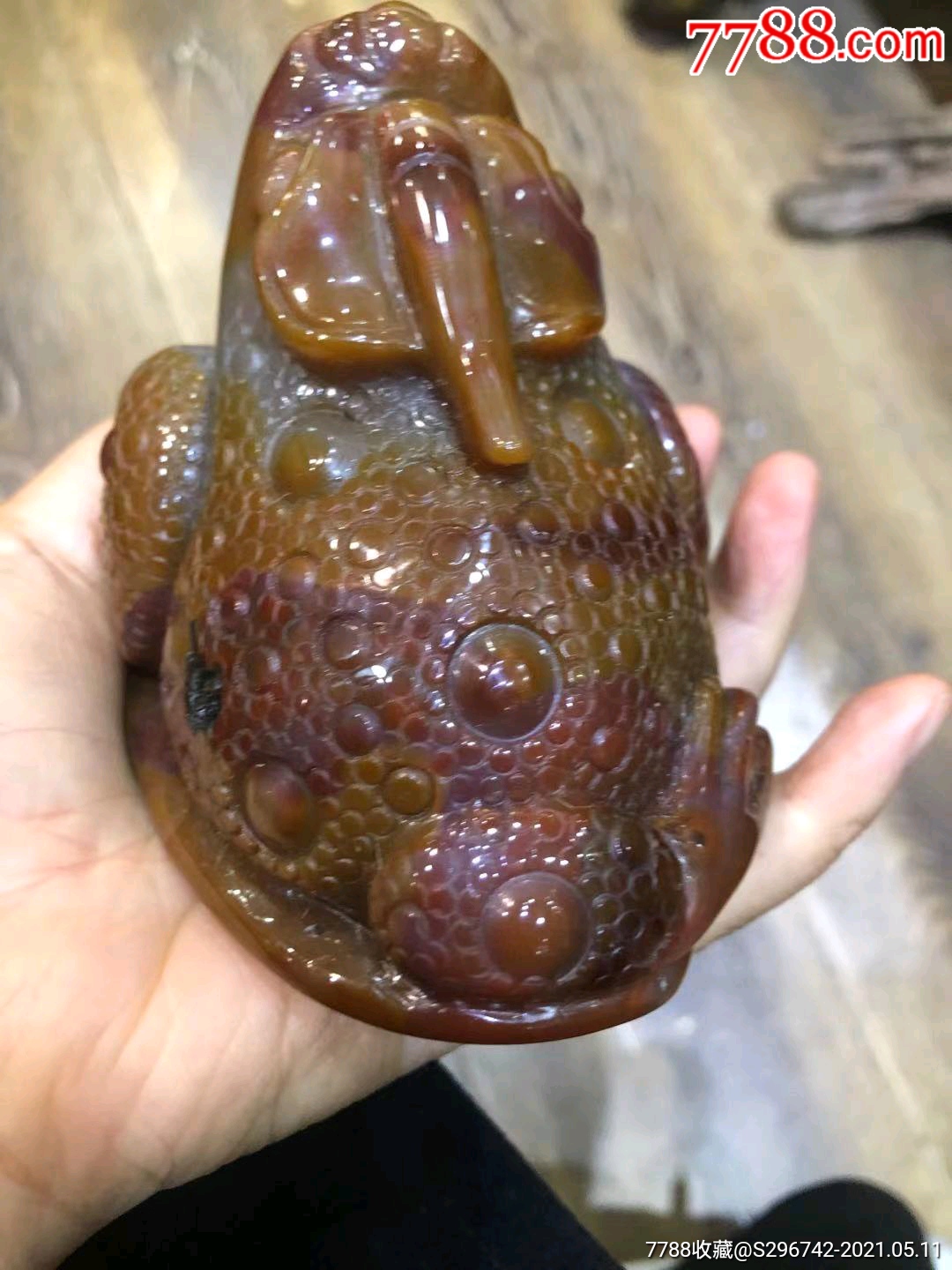 玛瑙金蟾